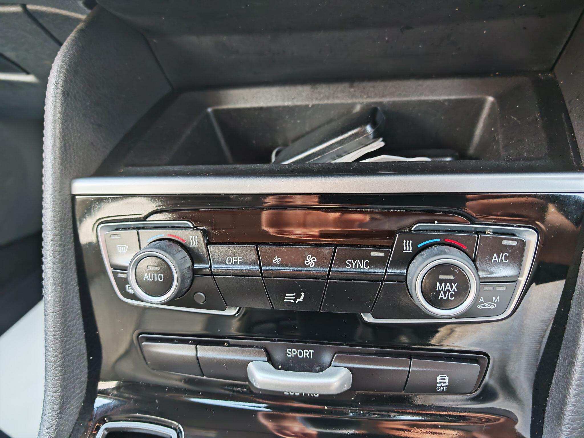 BMW 2 Series view 32