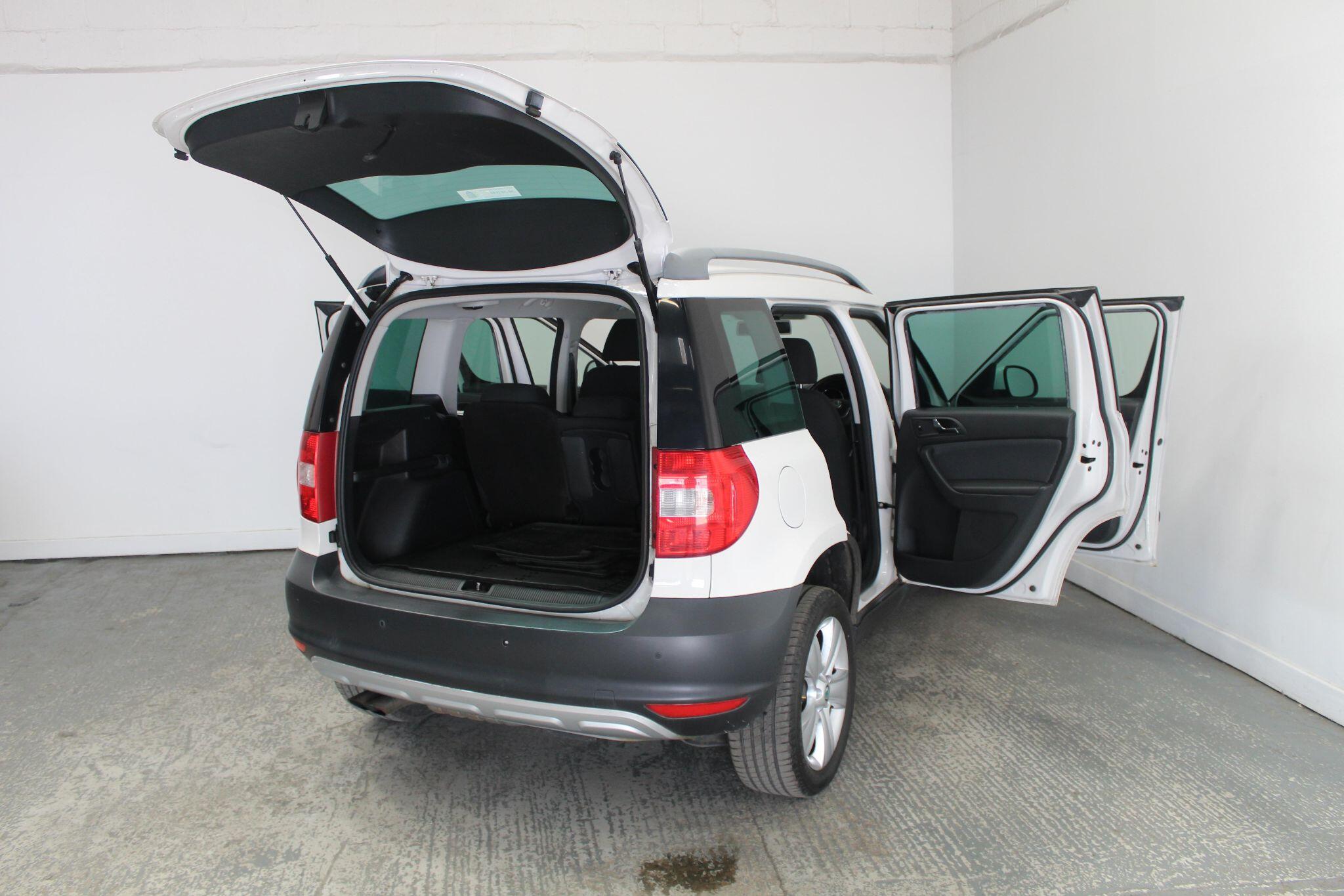 Skoda Yeti view 20