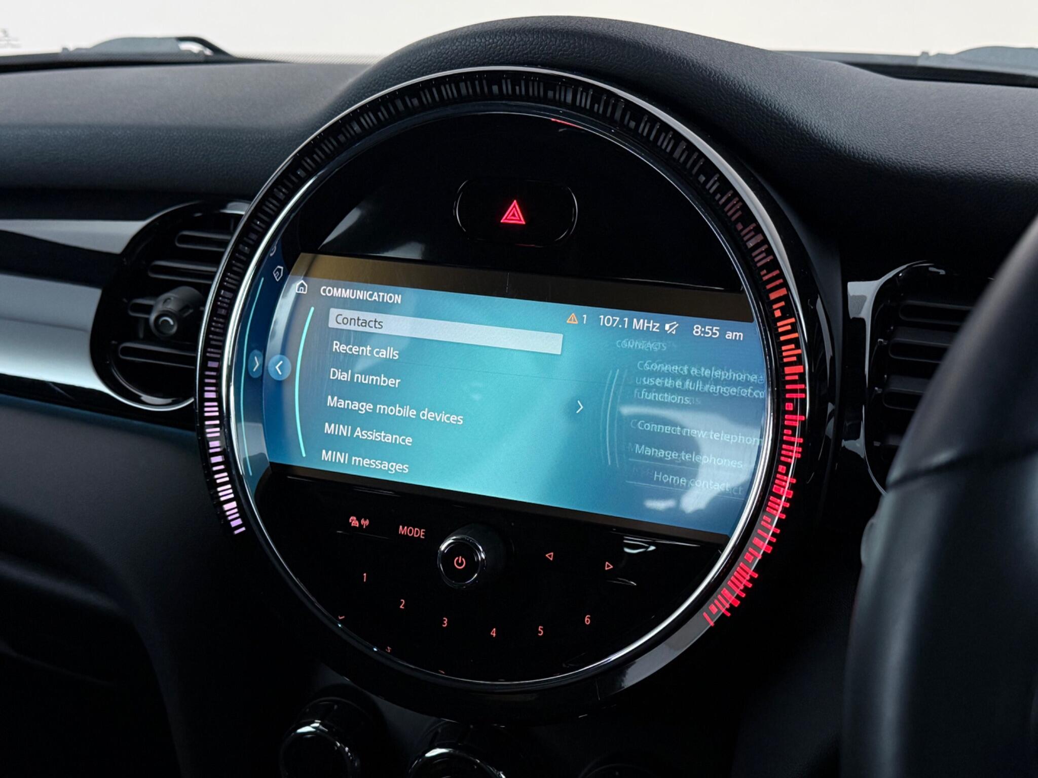 Mini Hatch view 31