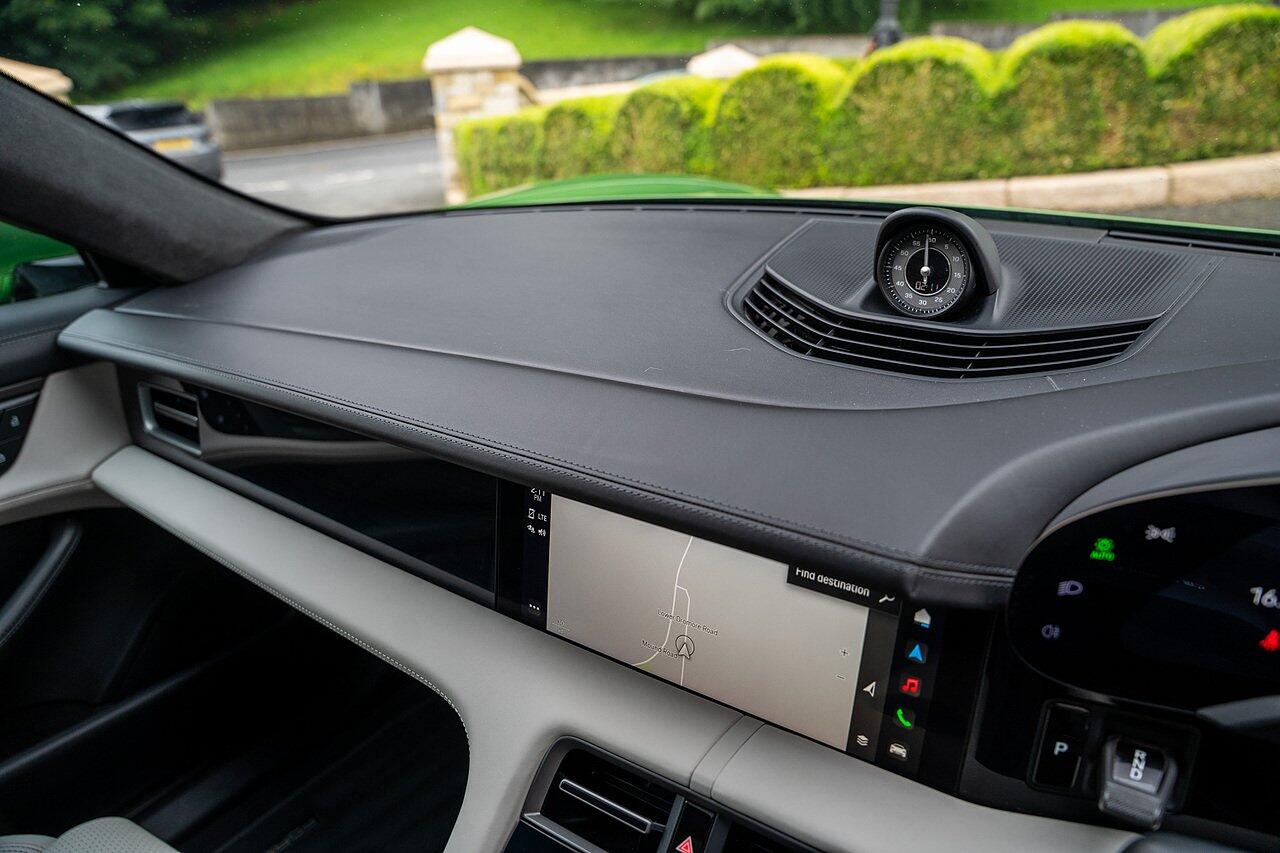 Porsche Taycan view 65
