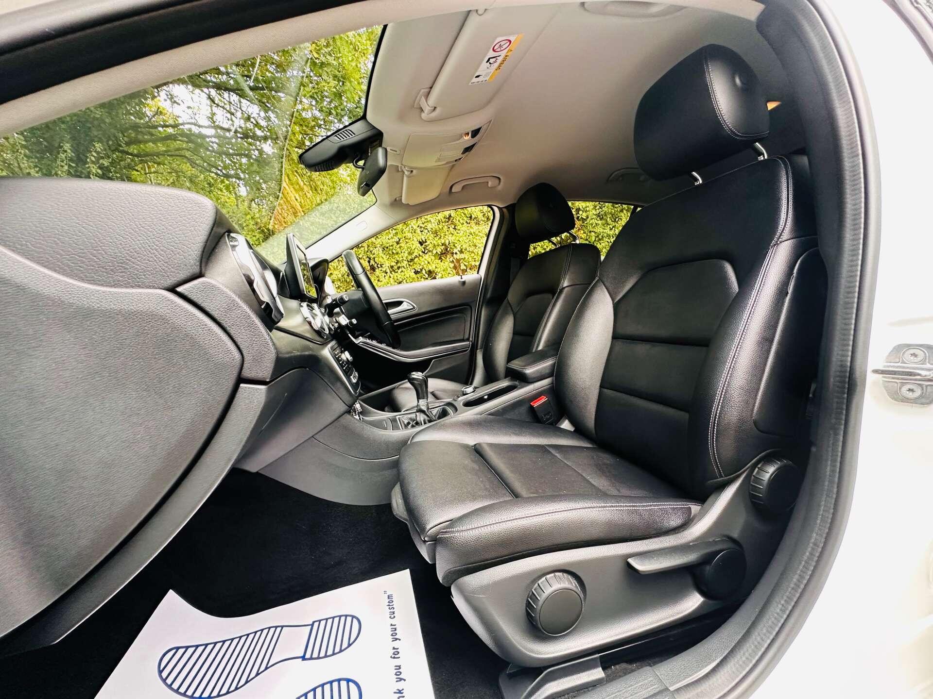 Mercedes-Benz Gla view 8