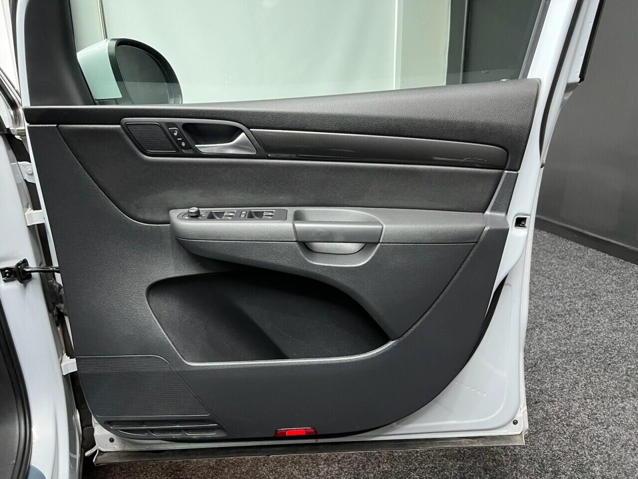 SEAT Alhambra view 33