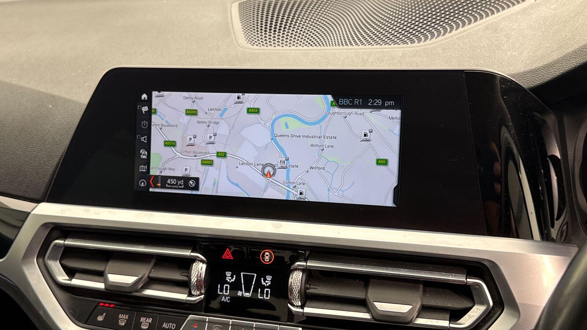 BMW 3 Series view 25