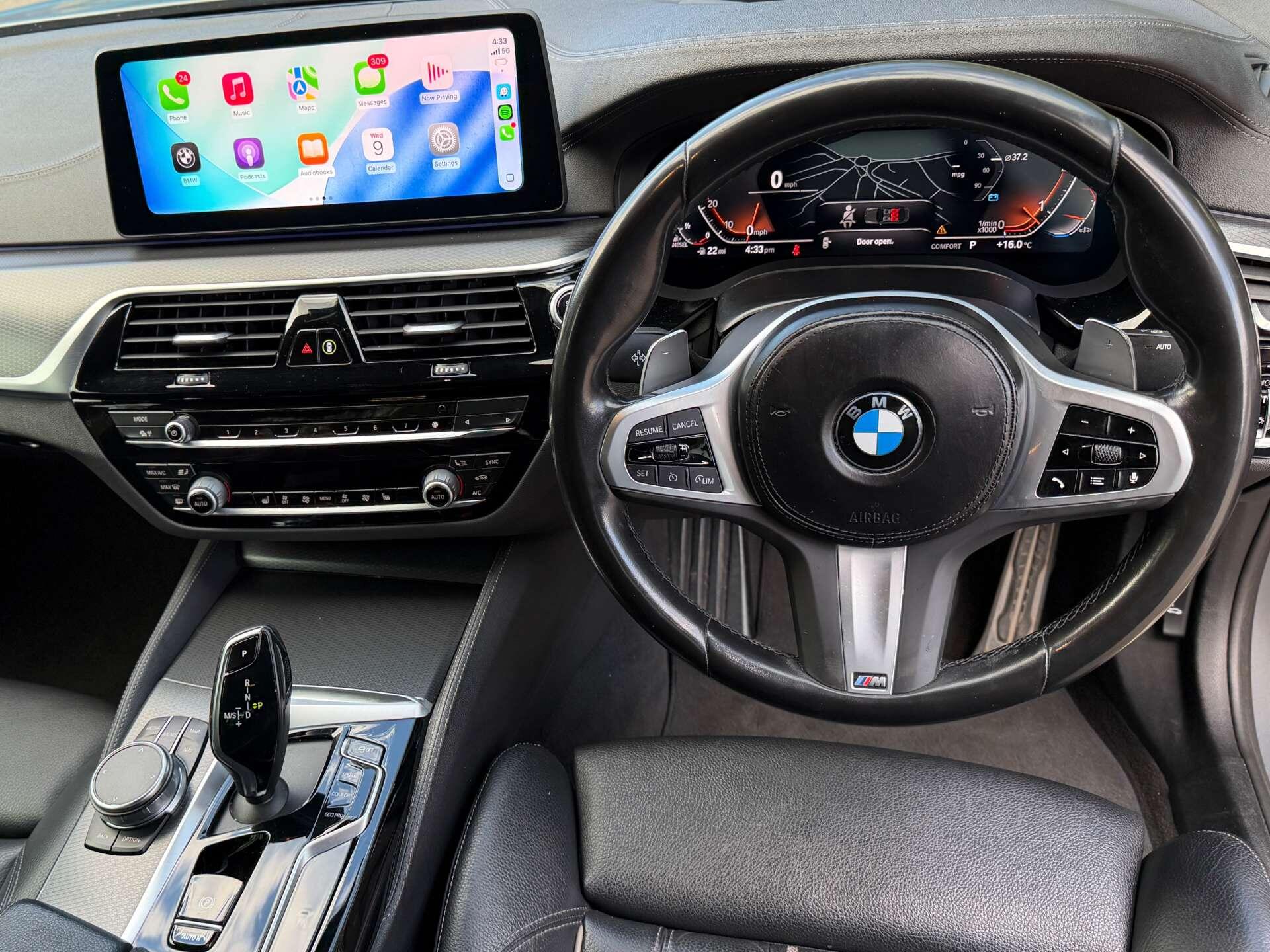 BMW 5 Series view 34