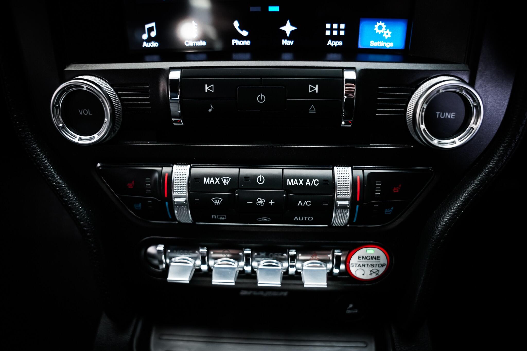 Ford Mustang view 7