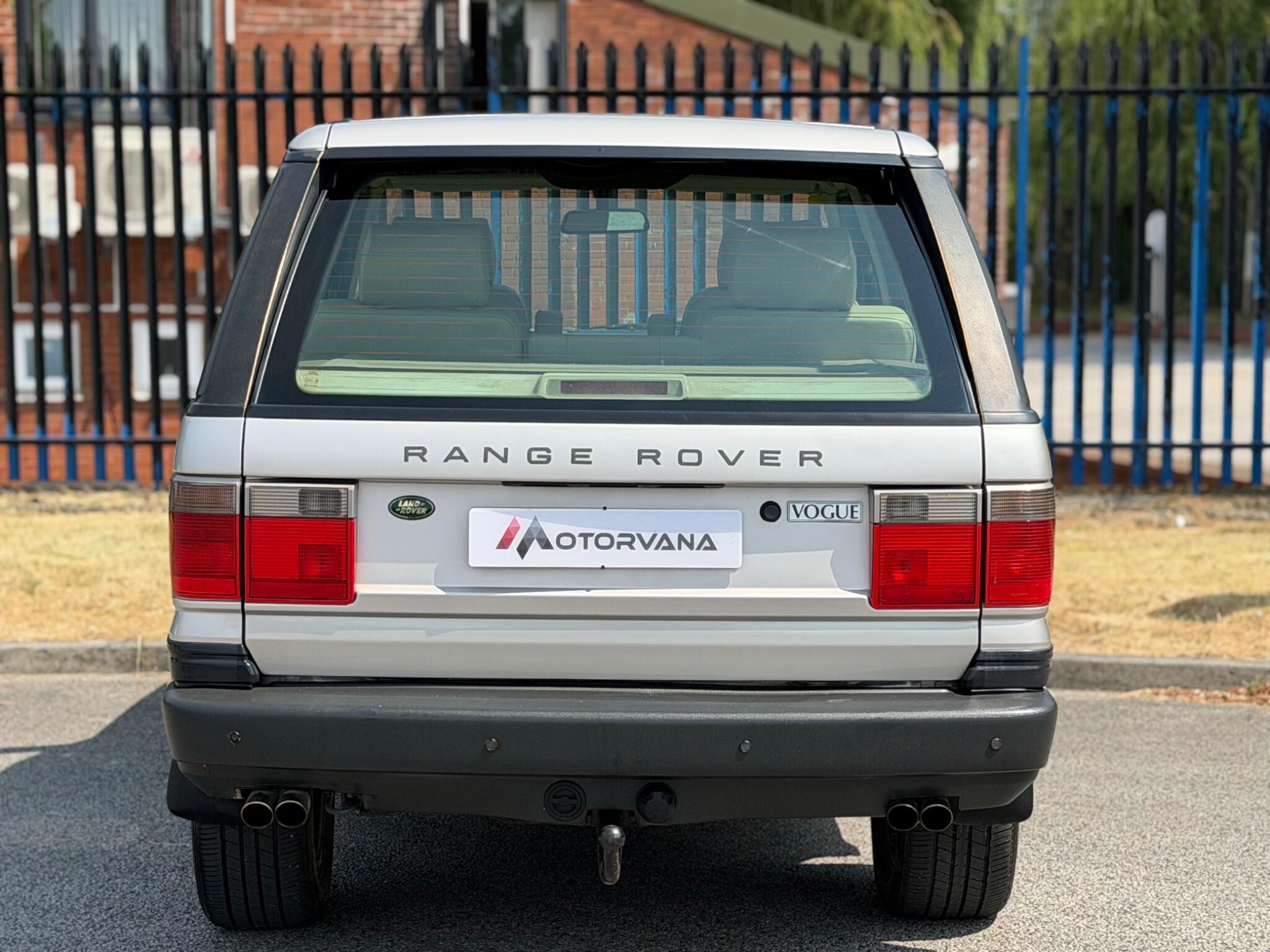 Land Rover Range Rover view 14