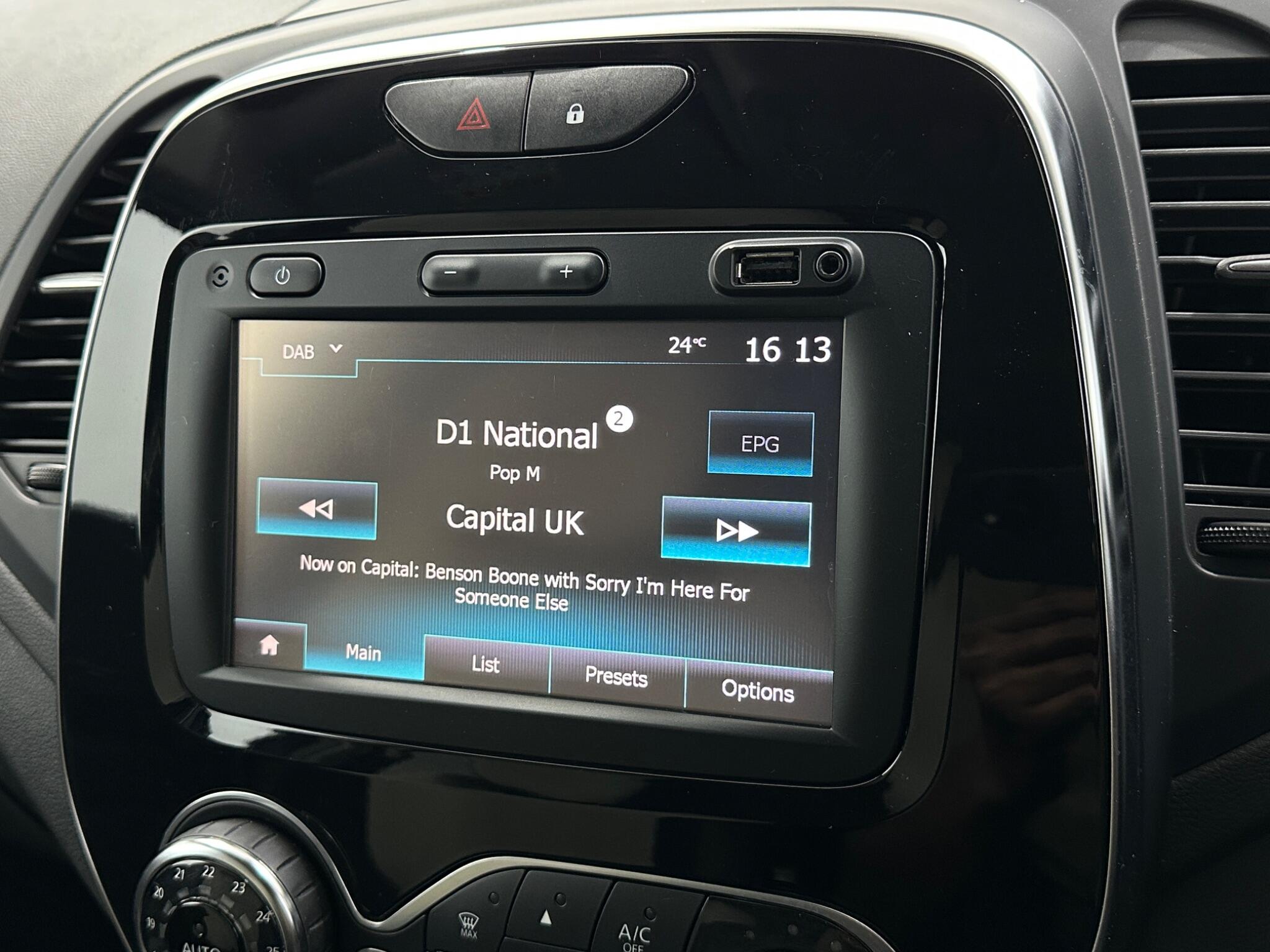 Renault Captur view 23