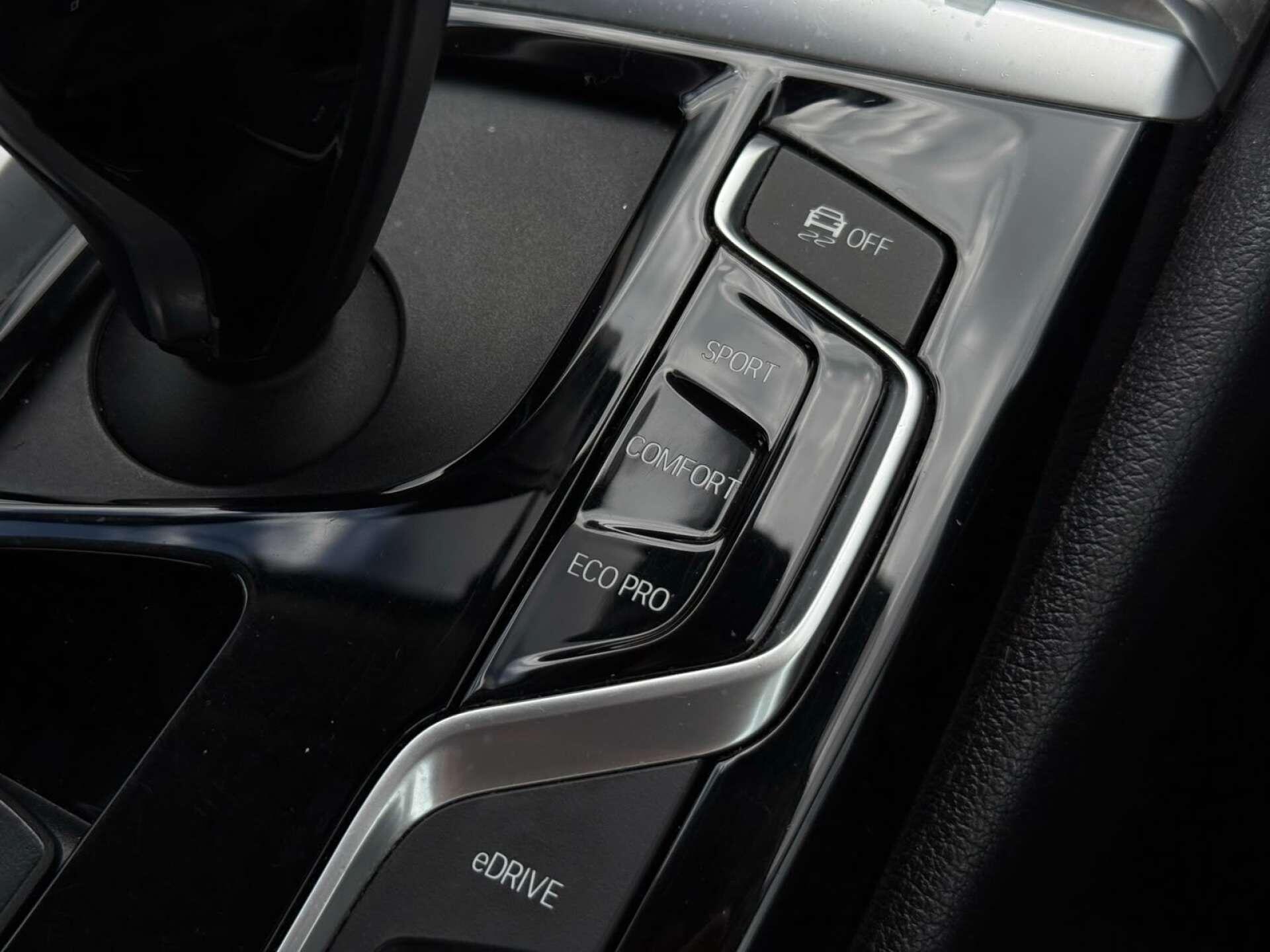 BMW 5 Series view 70
