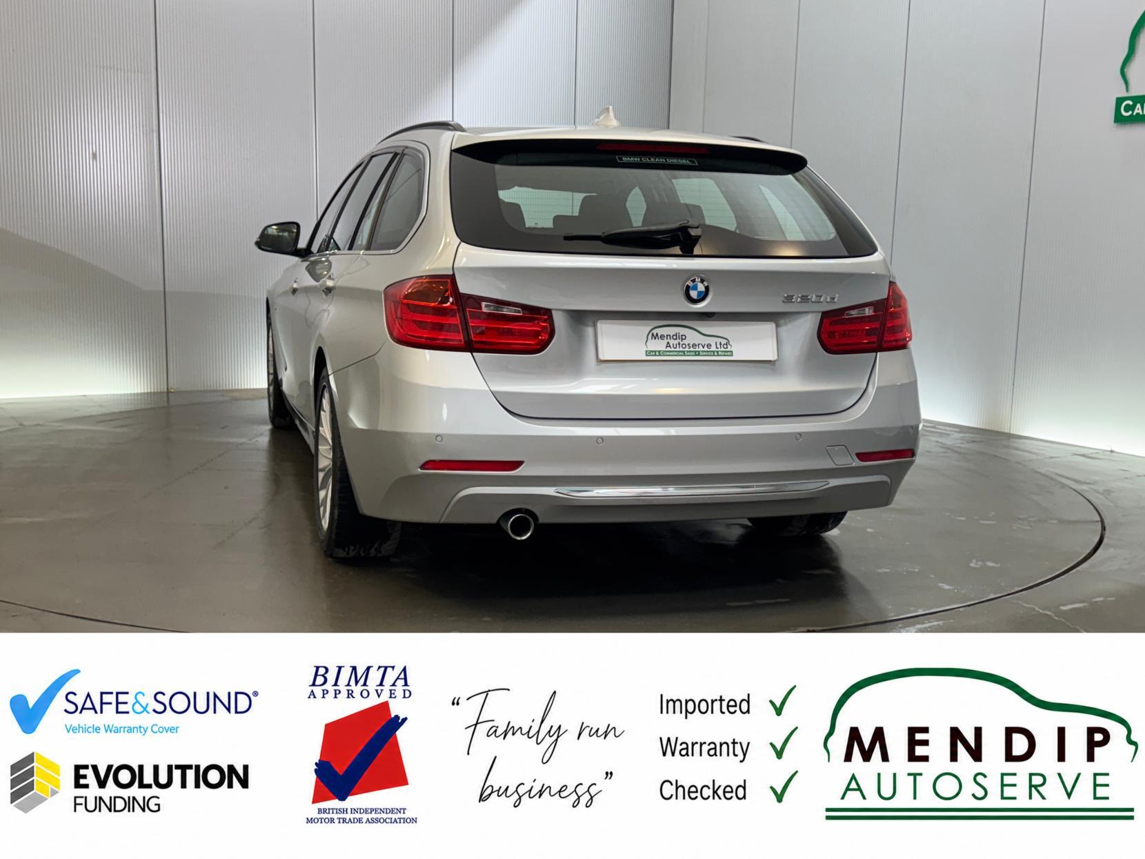 BMW 3 Series view 19