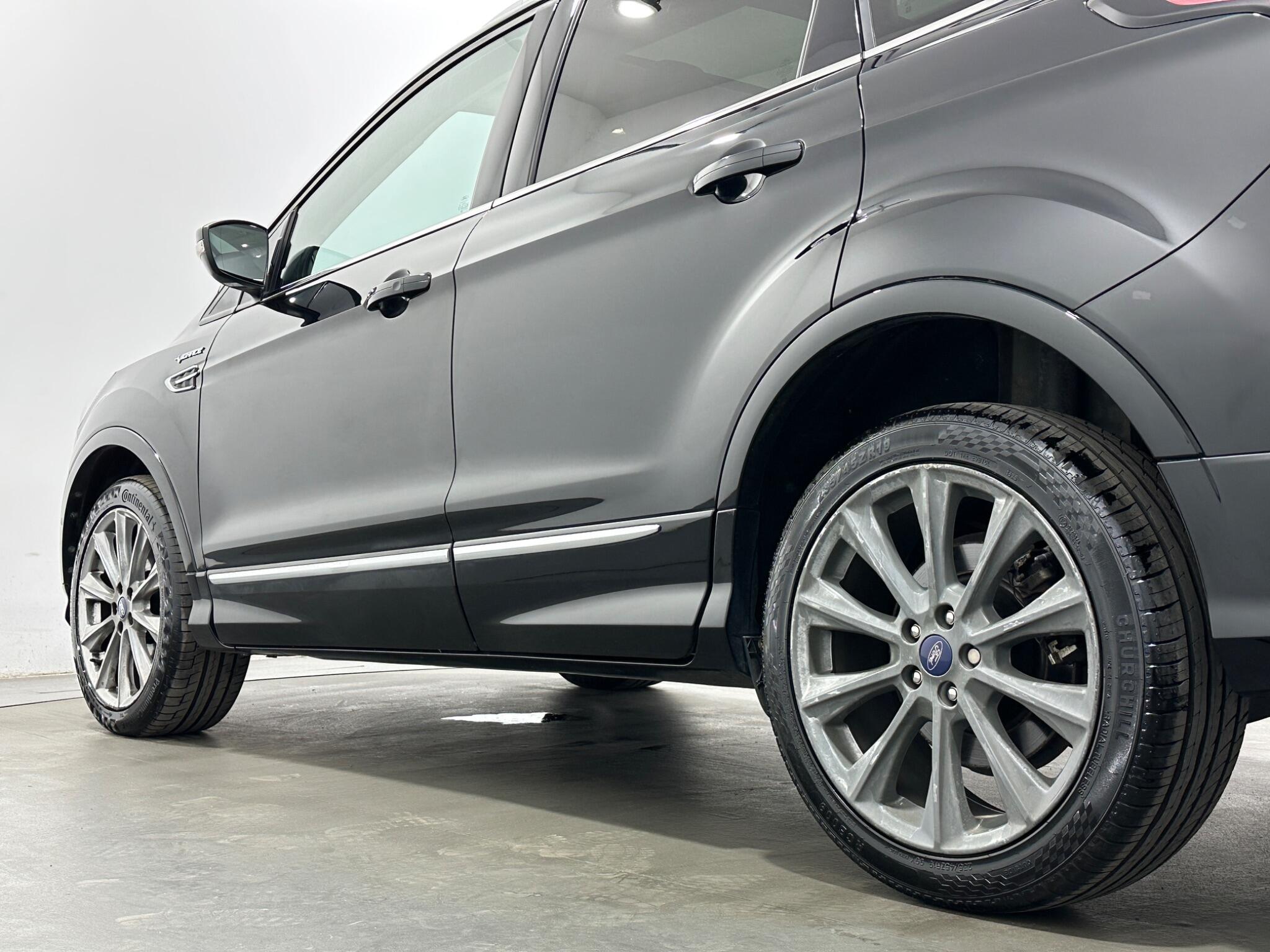 Ford Kuga view 48