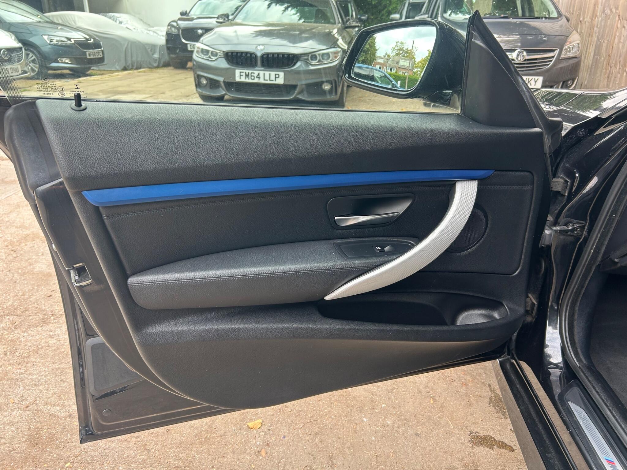 BMW 3 Series view 39