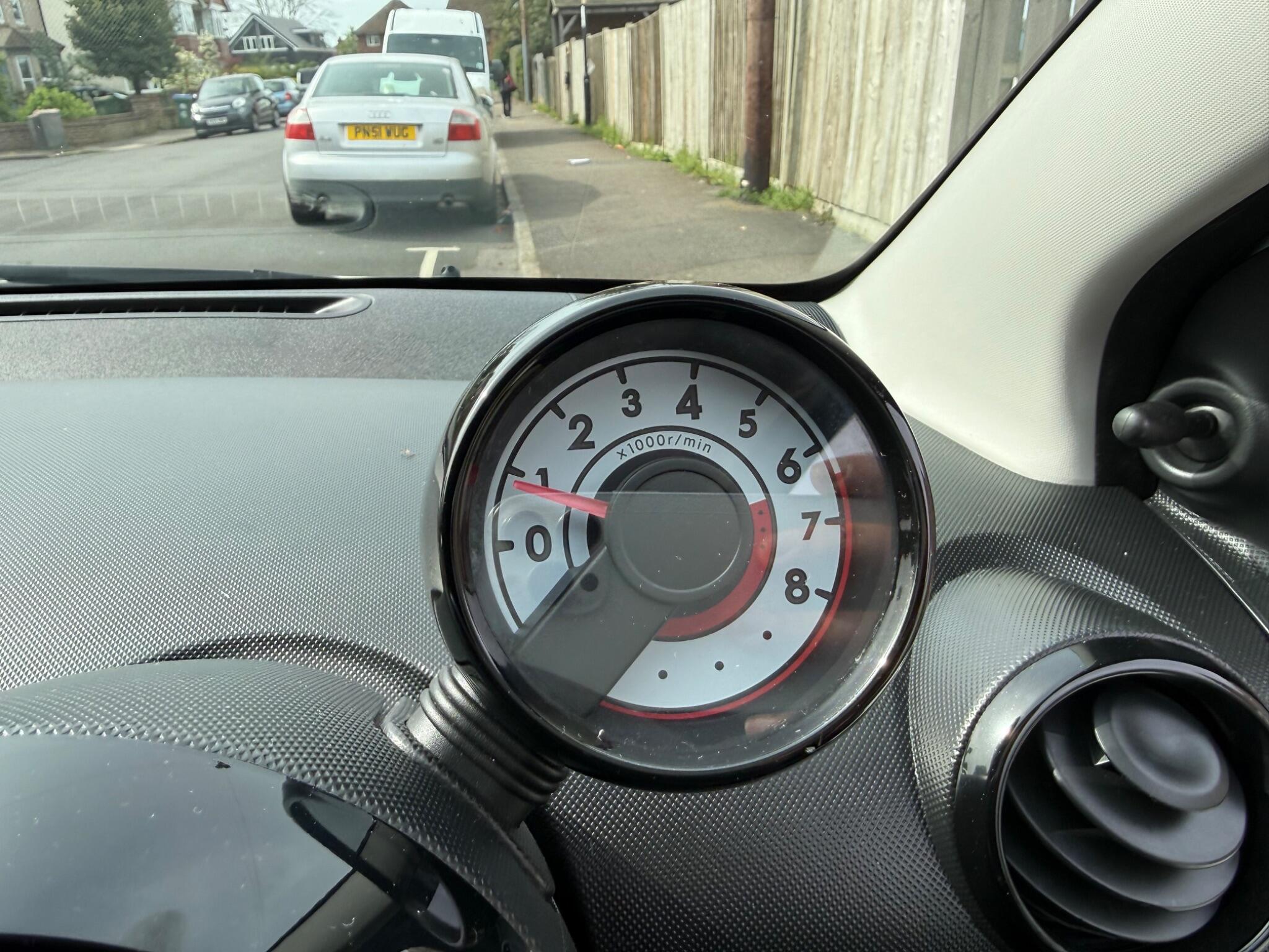Citroen C1 view 8