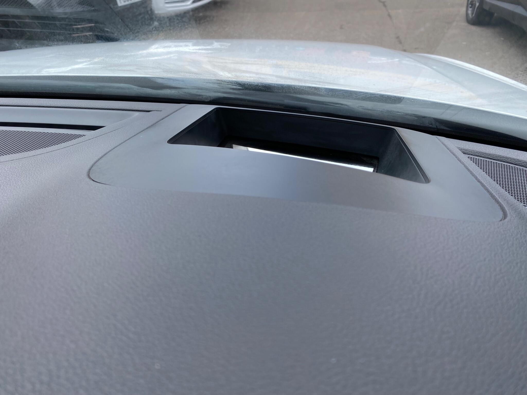 Audi A4 Avant view 26
