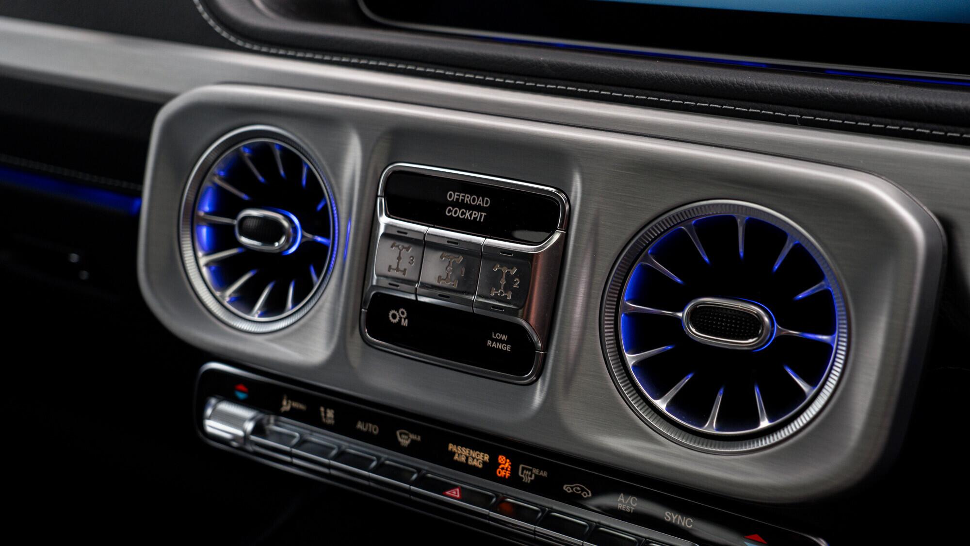 Mercedes-Benz G-Class view 51