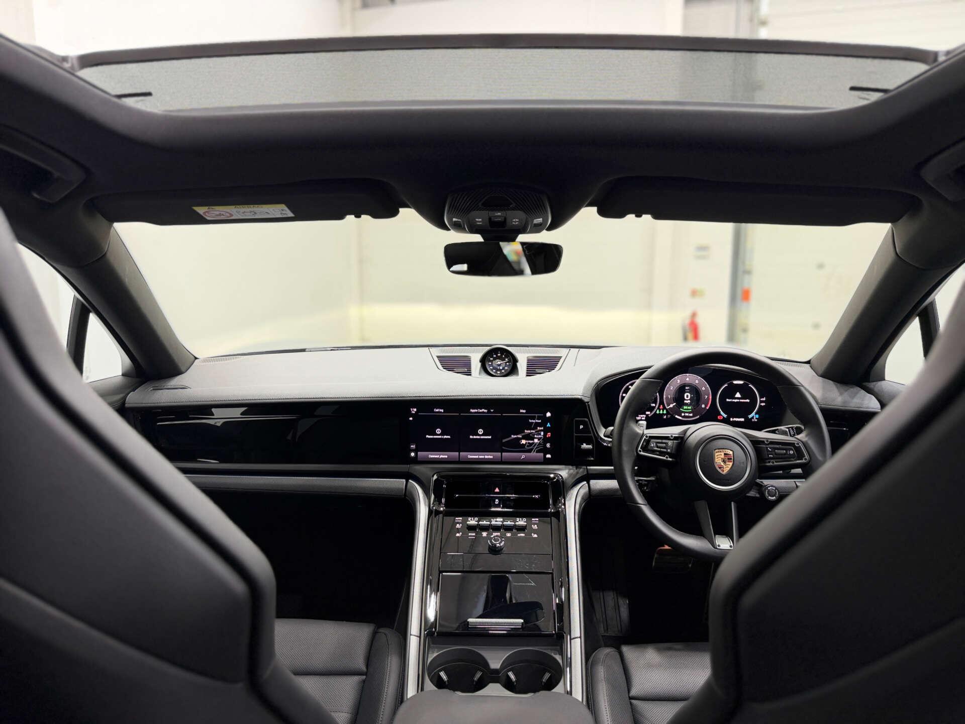 Porsche Panamera view 23