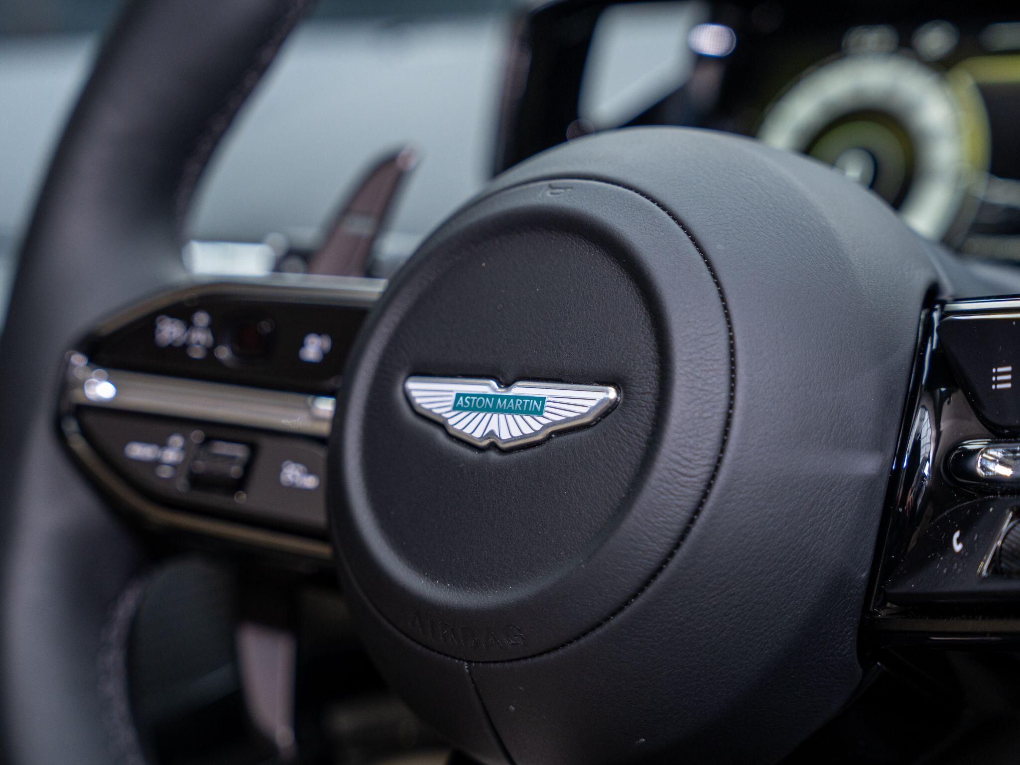 Aston Martin Vantage view 36
