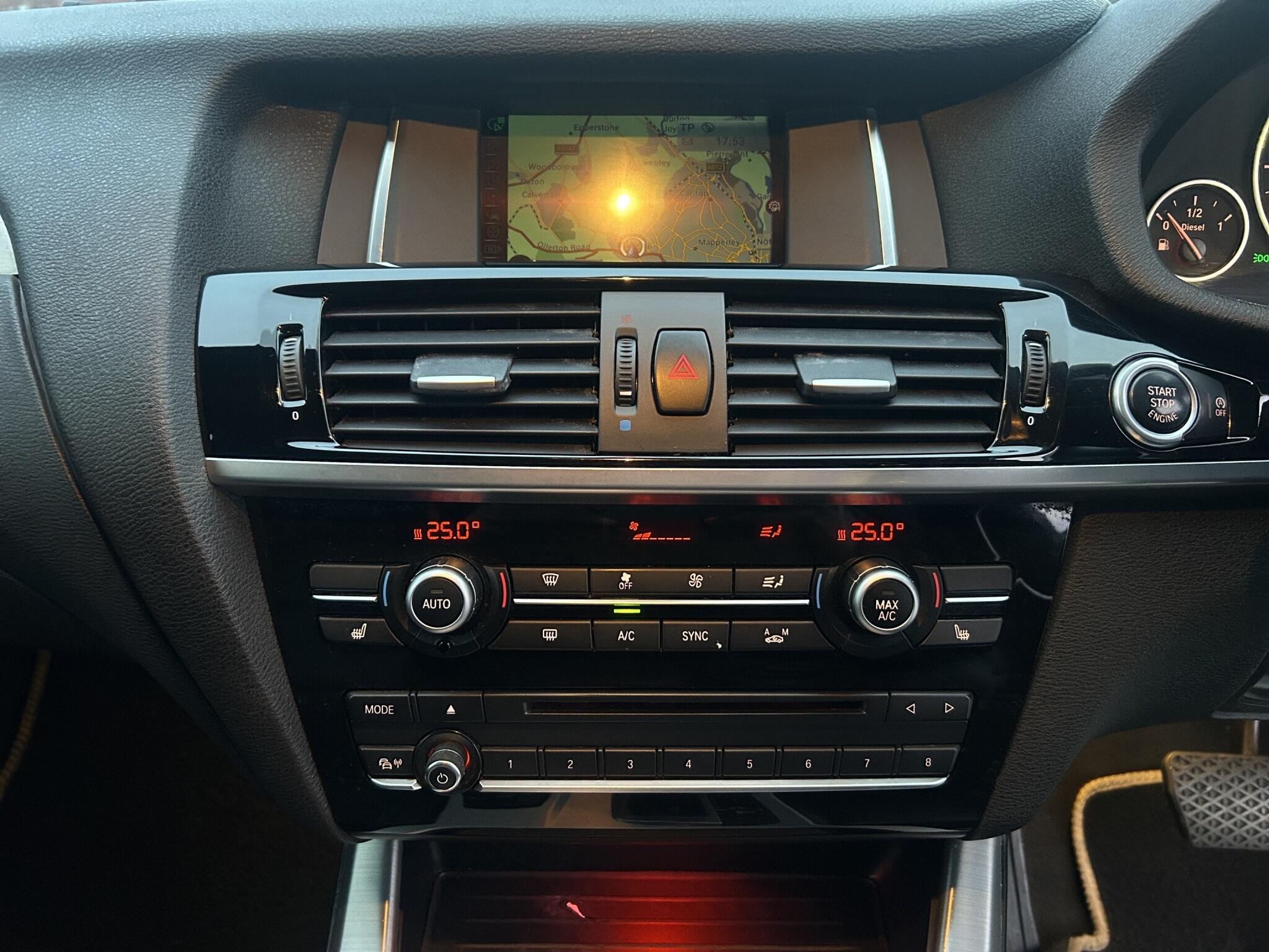 BMW X4 view 21