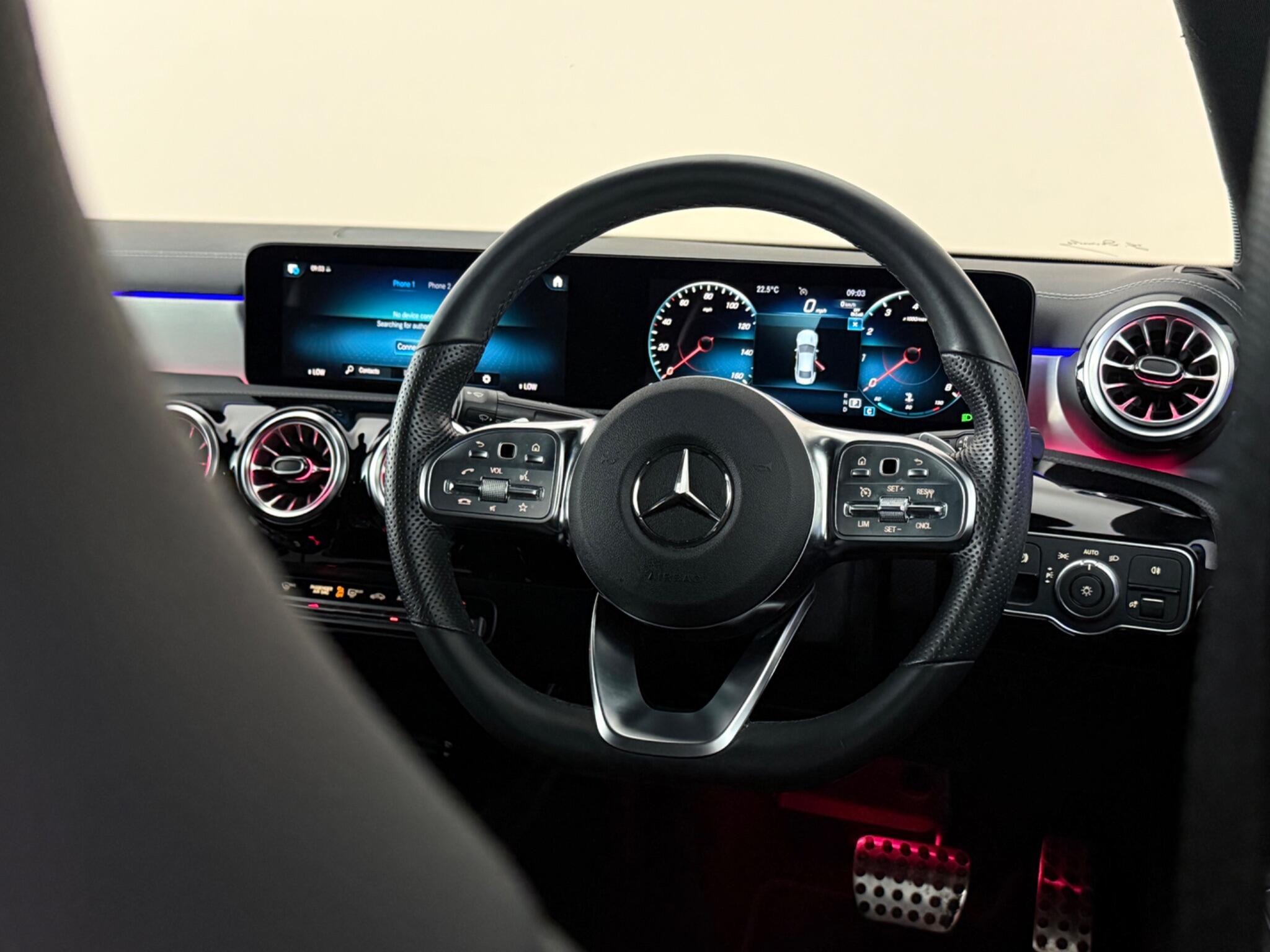 Mercedes-Benz Cla view 15