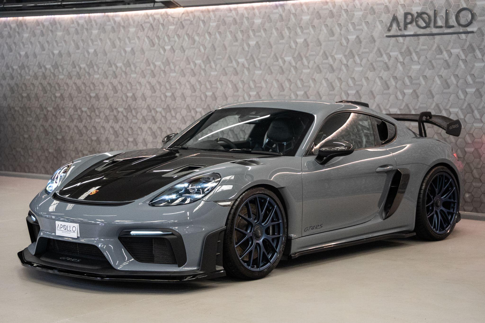 Porsche Cayman view 7