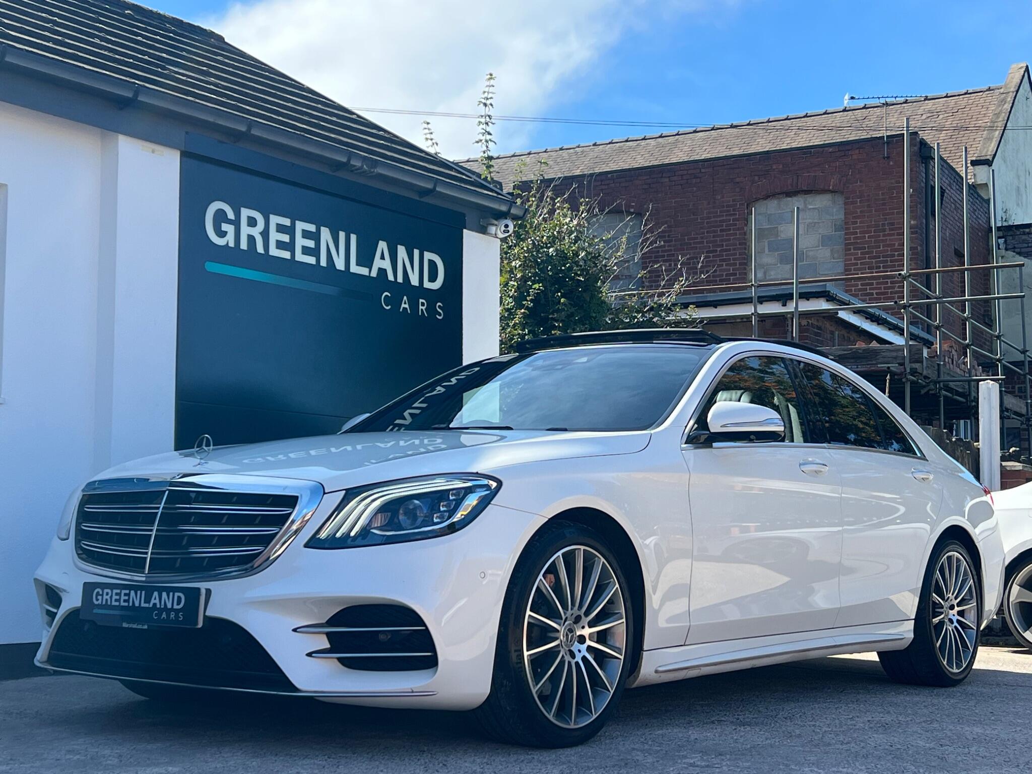 Mercedes-Benz S-Class view 22