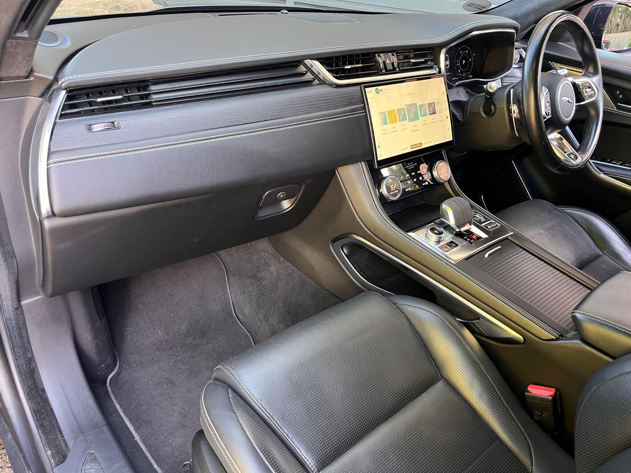 Jaguar F-Pace view 30