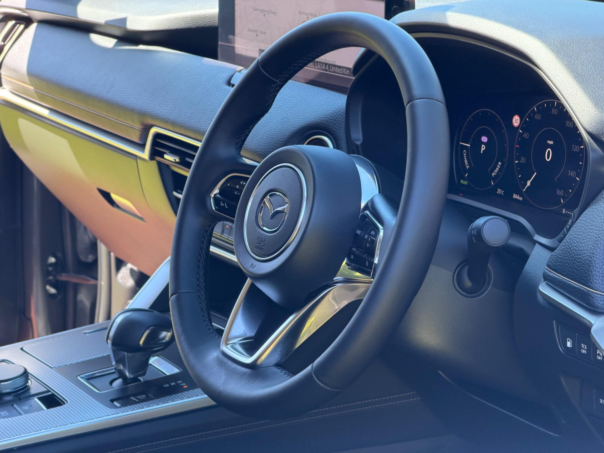 Mazda E-Skyactiv view 4