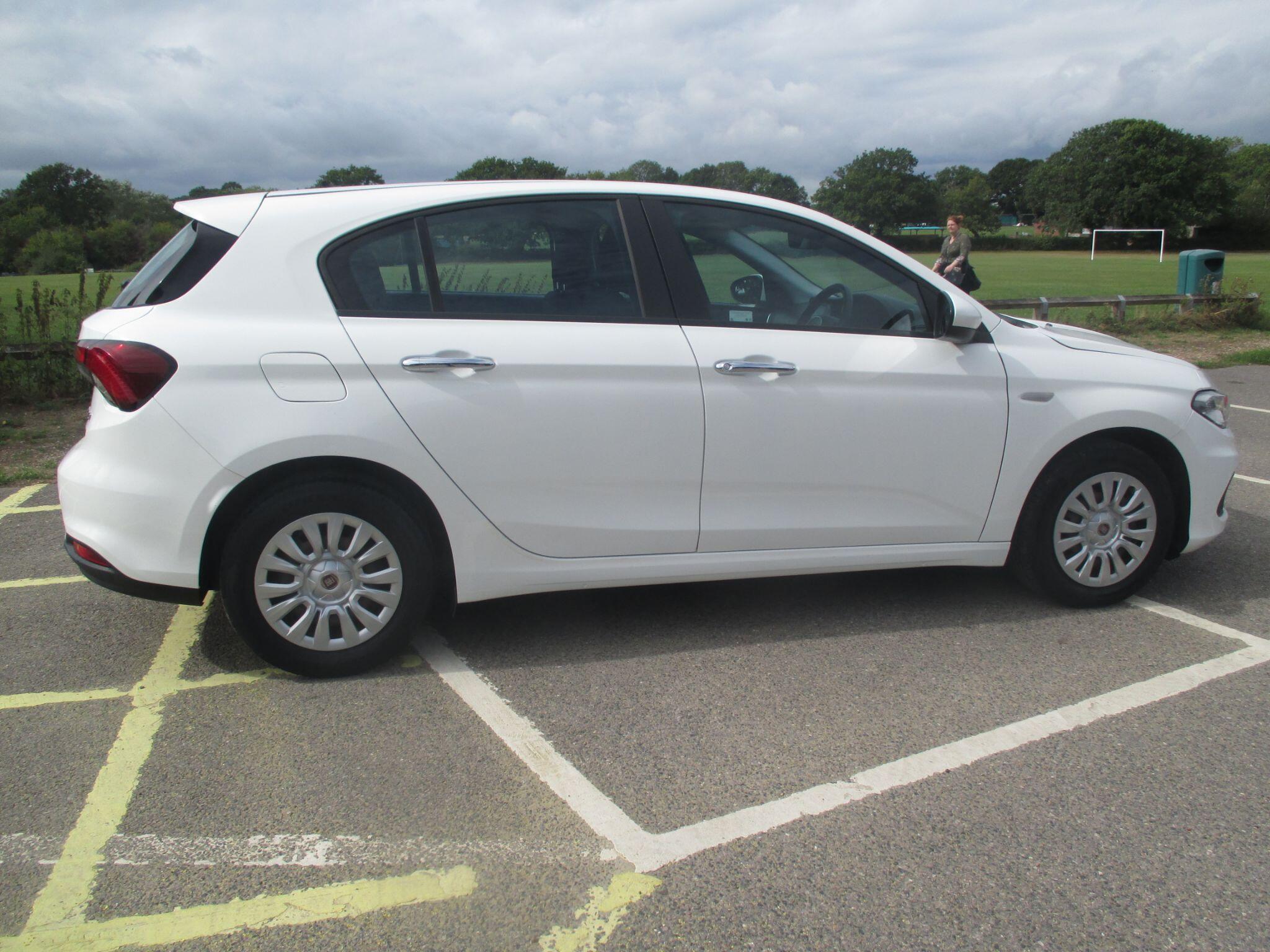 Fiat Tipo view 8