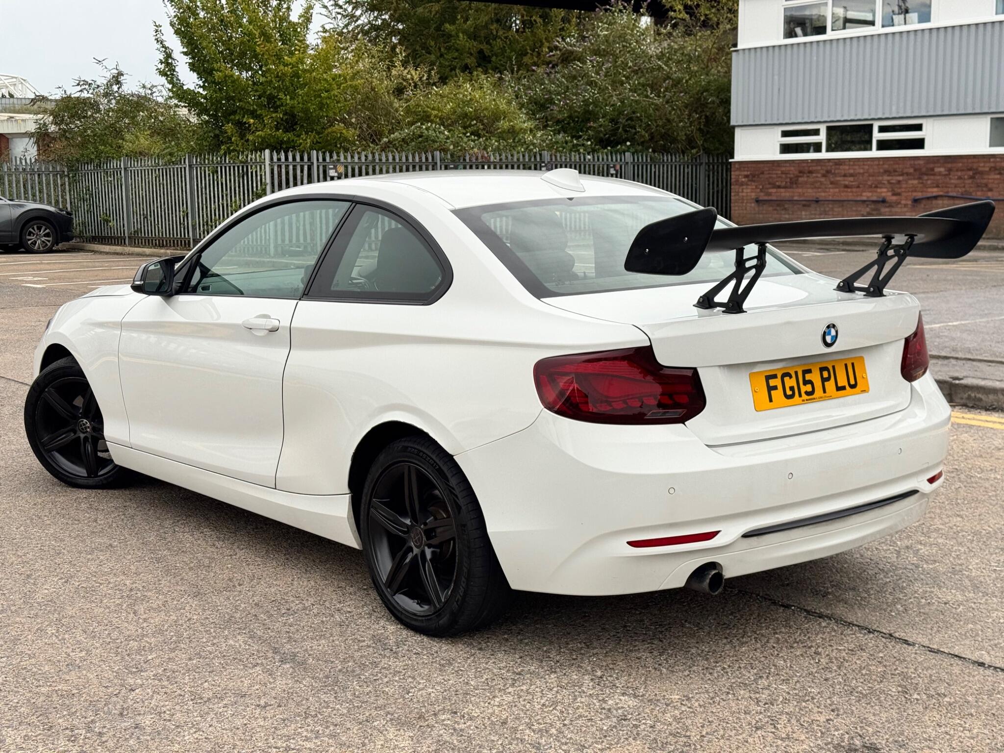 BMW 2 Series view 4