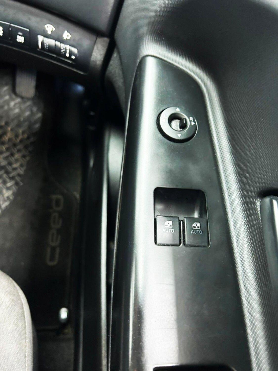 Kia Ceed view 20