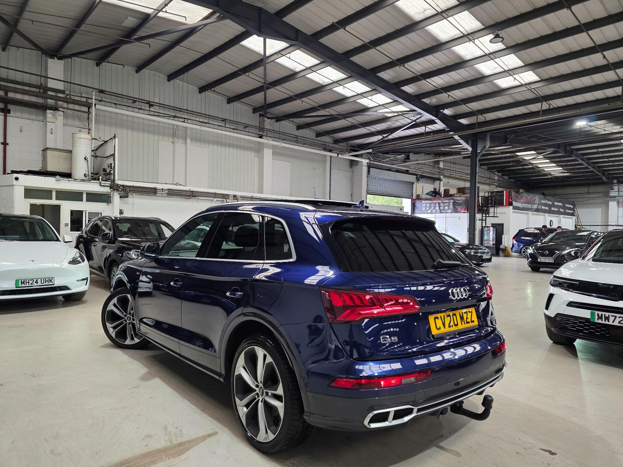 Audi Q5 view 38