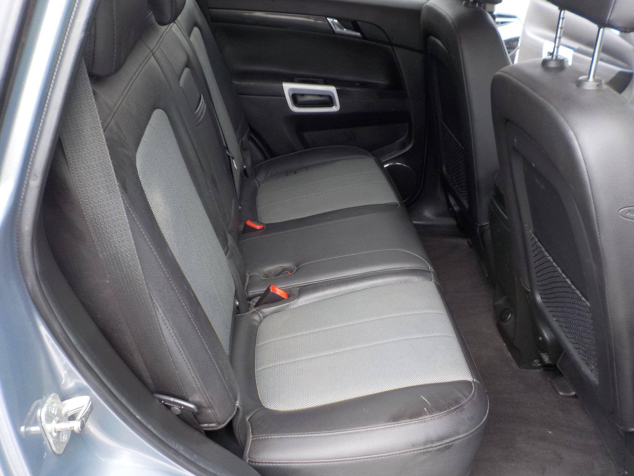 Vauxhall Antara 2.4 Exclusiv 2WD Euro 5 5dr