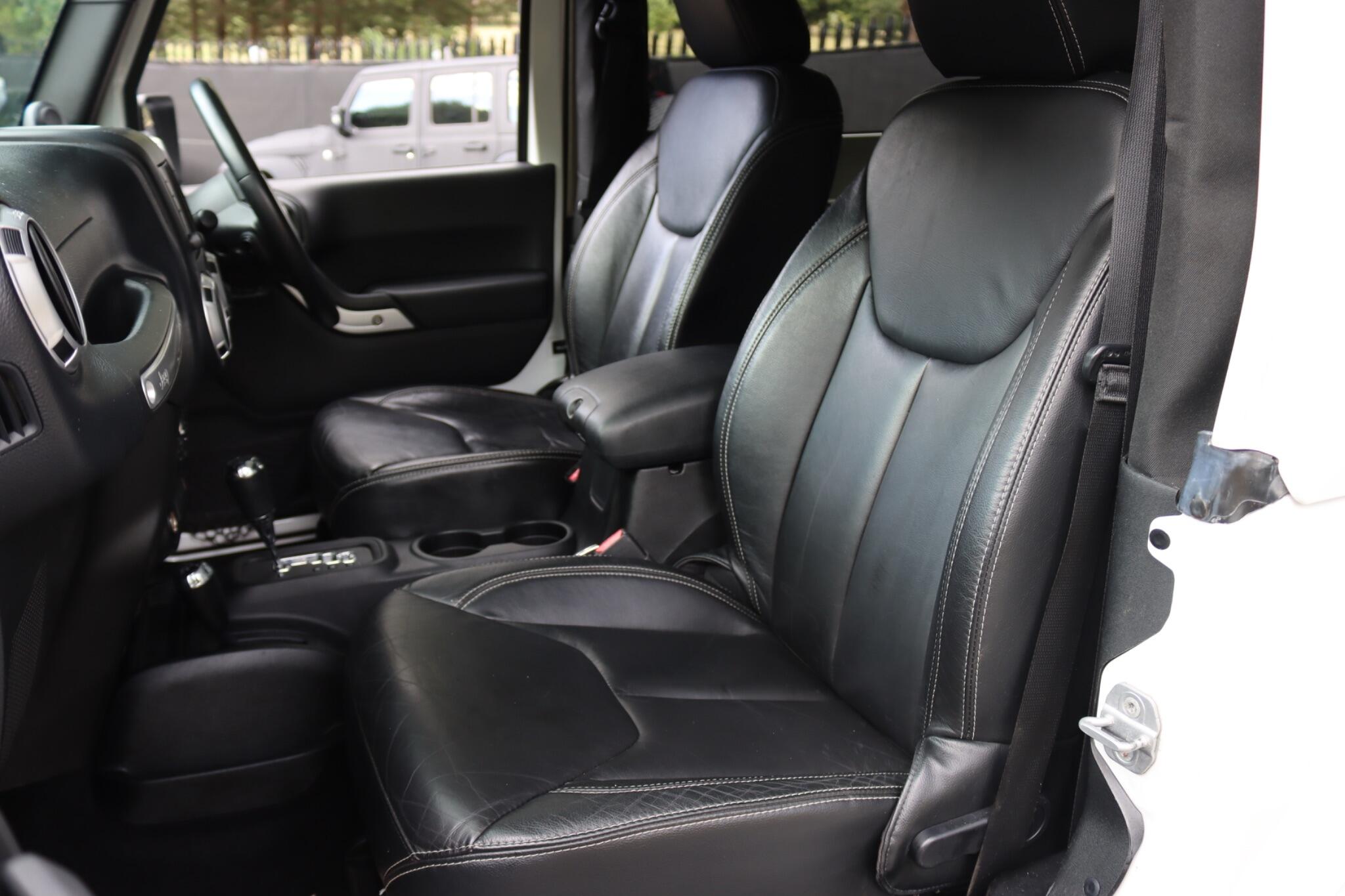 Jeep Wrangler view 5