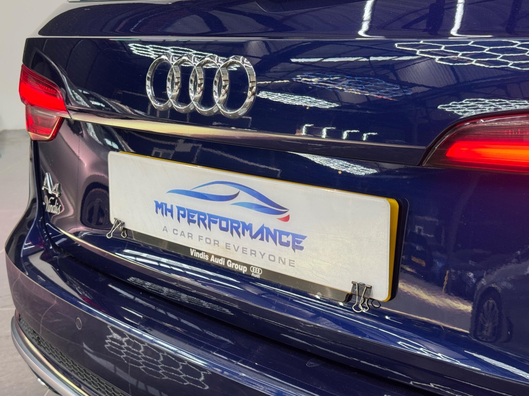 Audi A4 view 23
