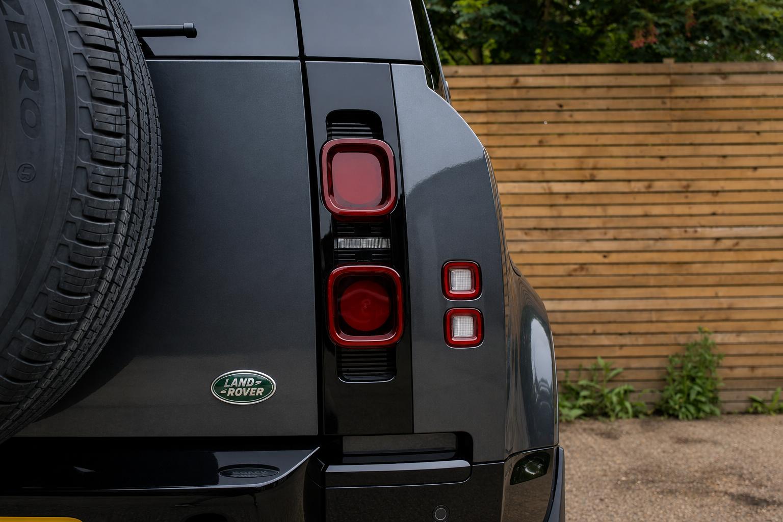 Land Rover Defender view 49