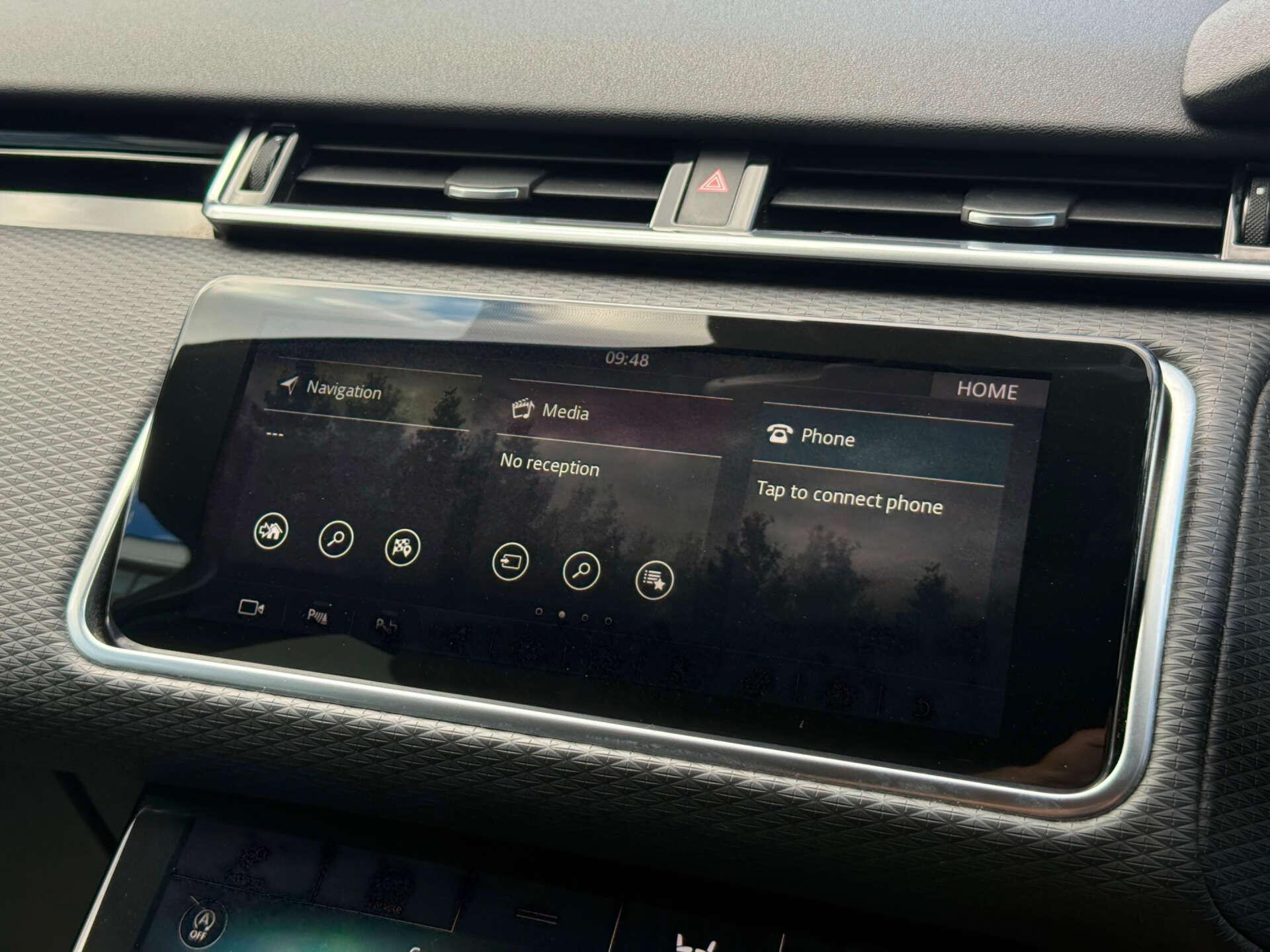 Land Rover Range Rover Velar view 60
