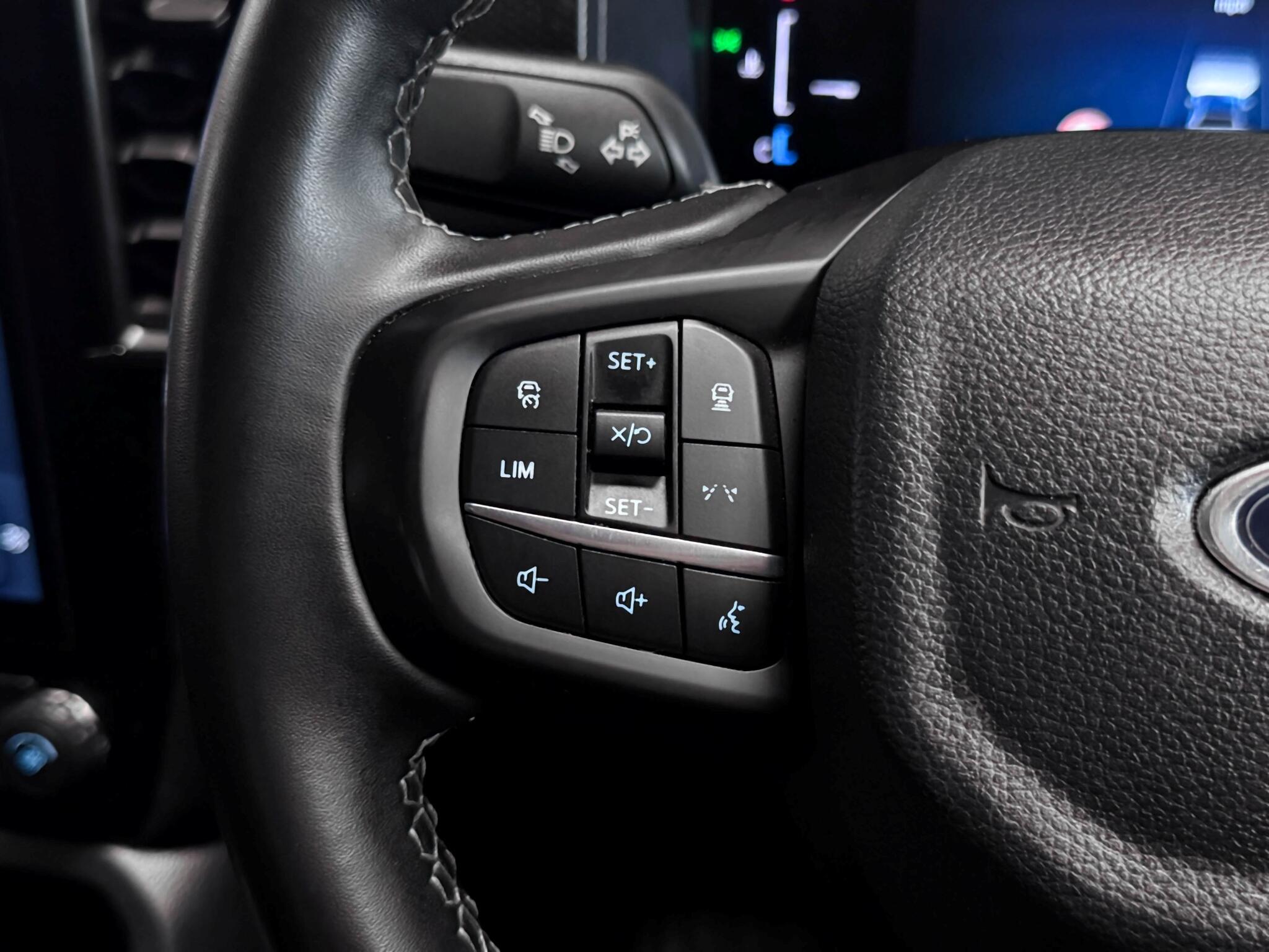 Ford Ranger view 18