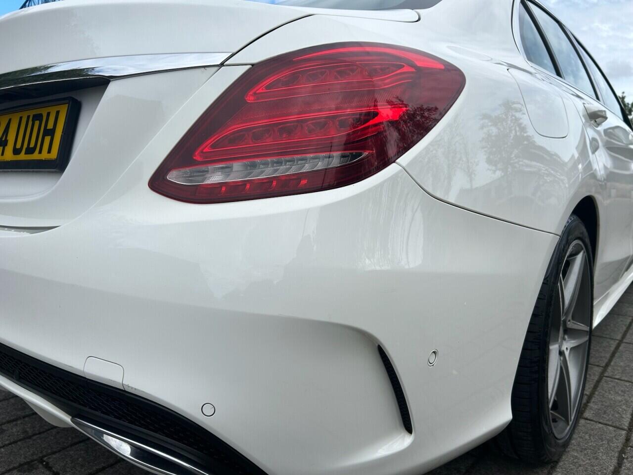 Mercedes-Benz C-Class view 16