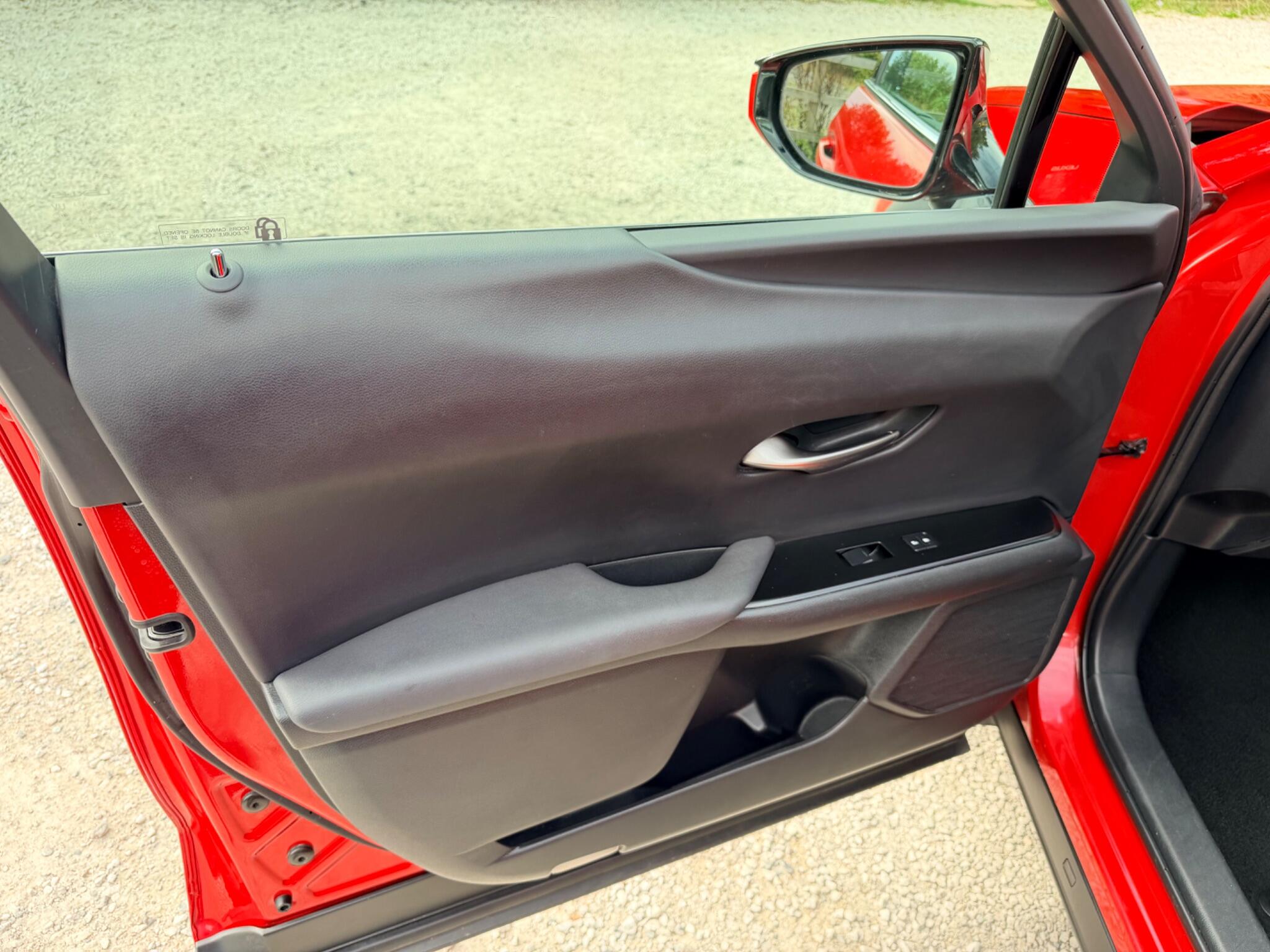 Lexus Ux view 31