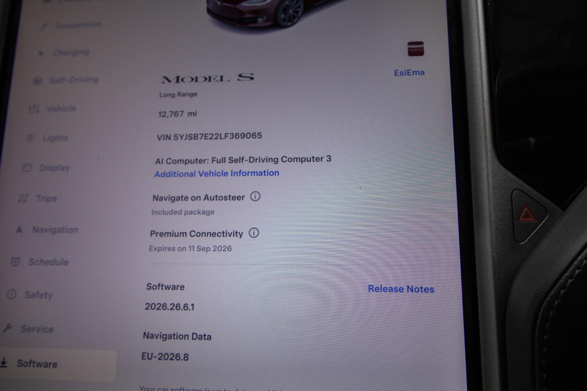 Tesla Model S view 17