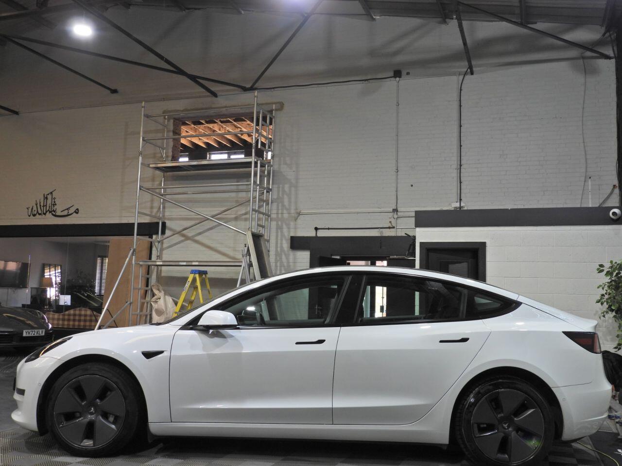 Tesla Model 3 view 8