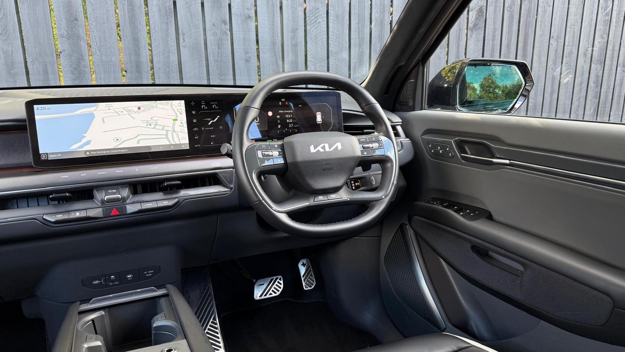 Kia EV9 view 14