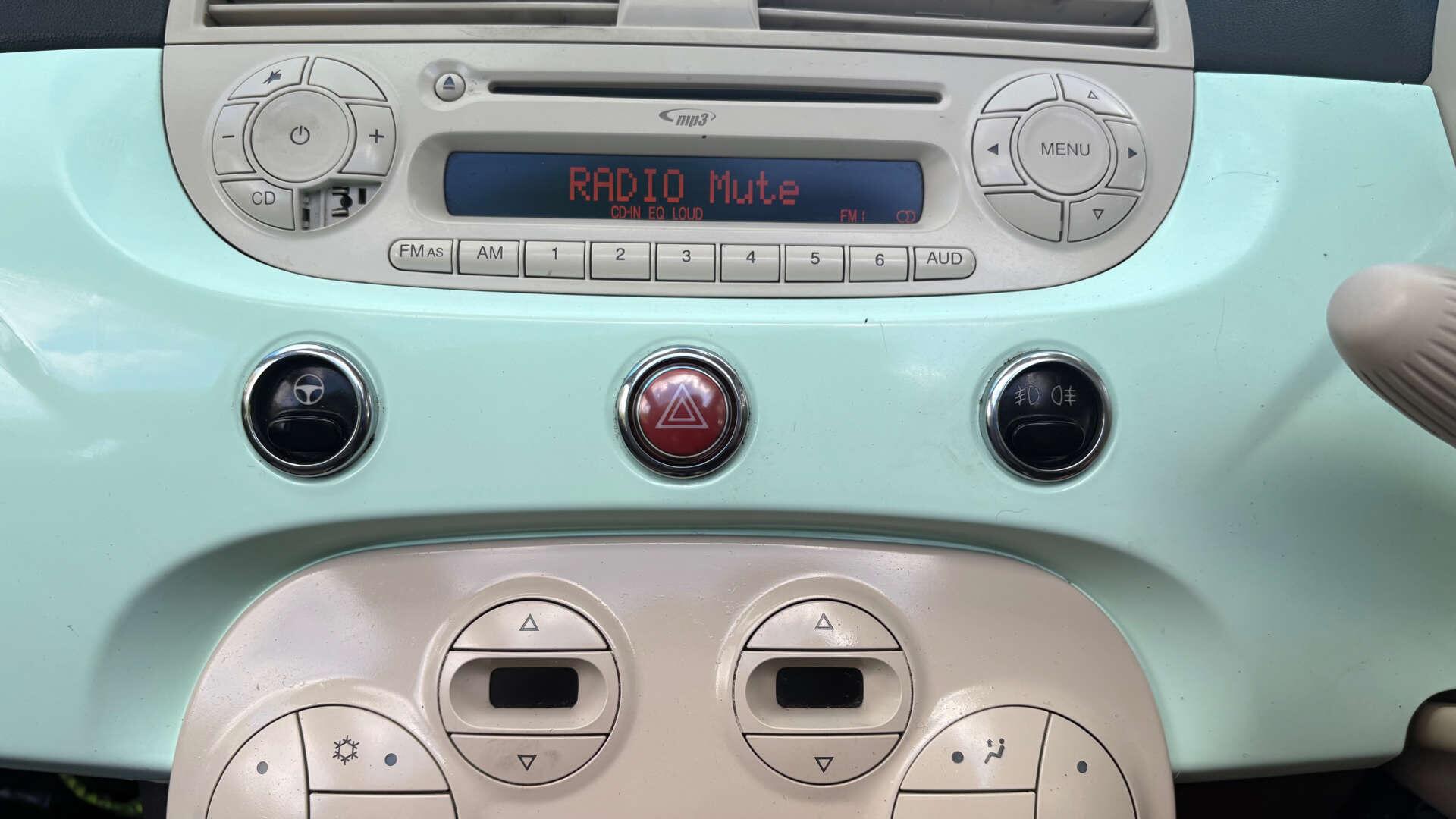 Fiat 500C view 21