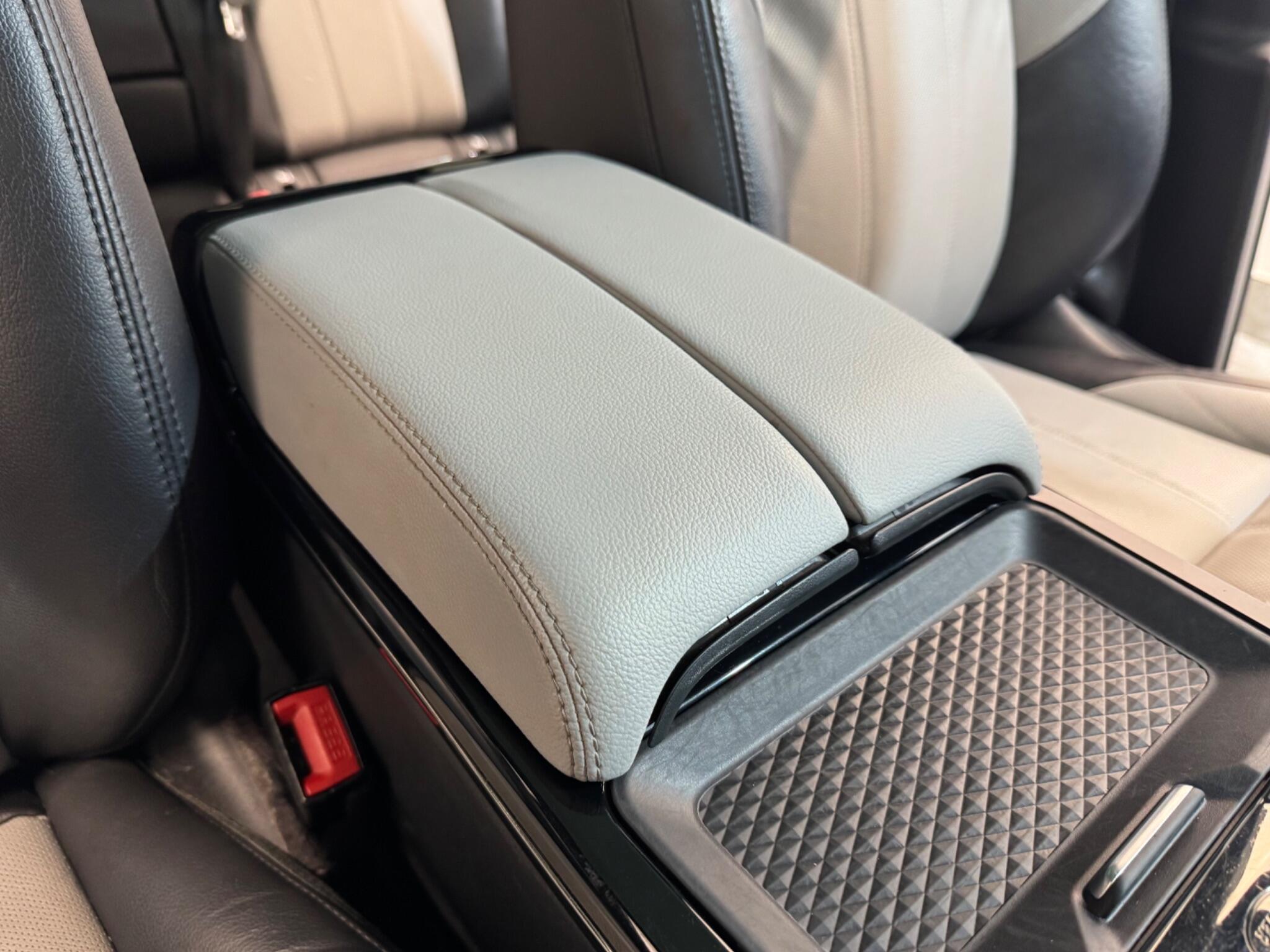 Land Rover Range Rover Evoque view 46