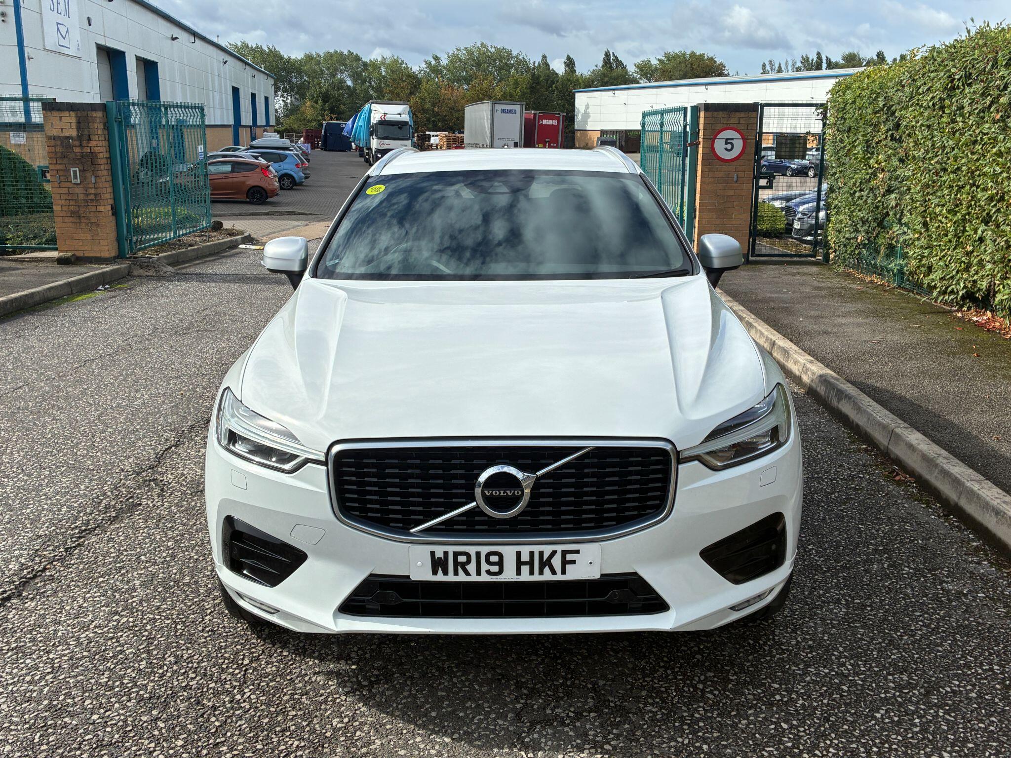 Volvo XC60 view 34