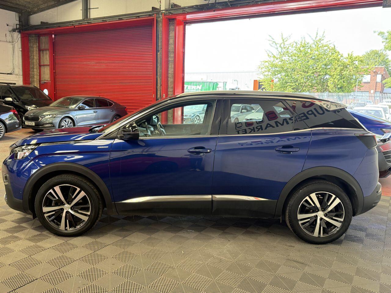 Peugeot 3008 view 5