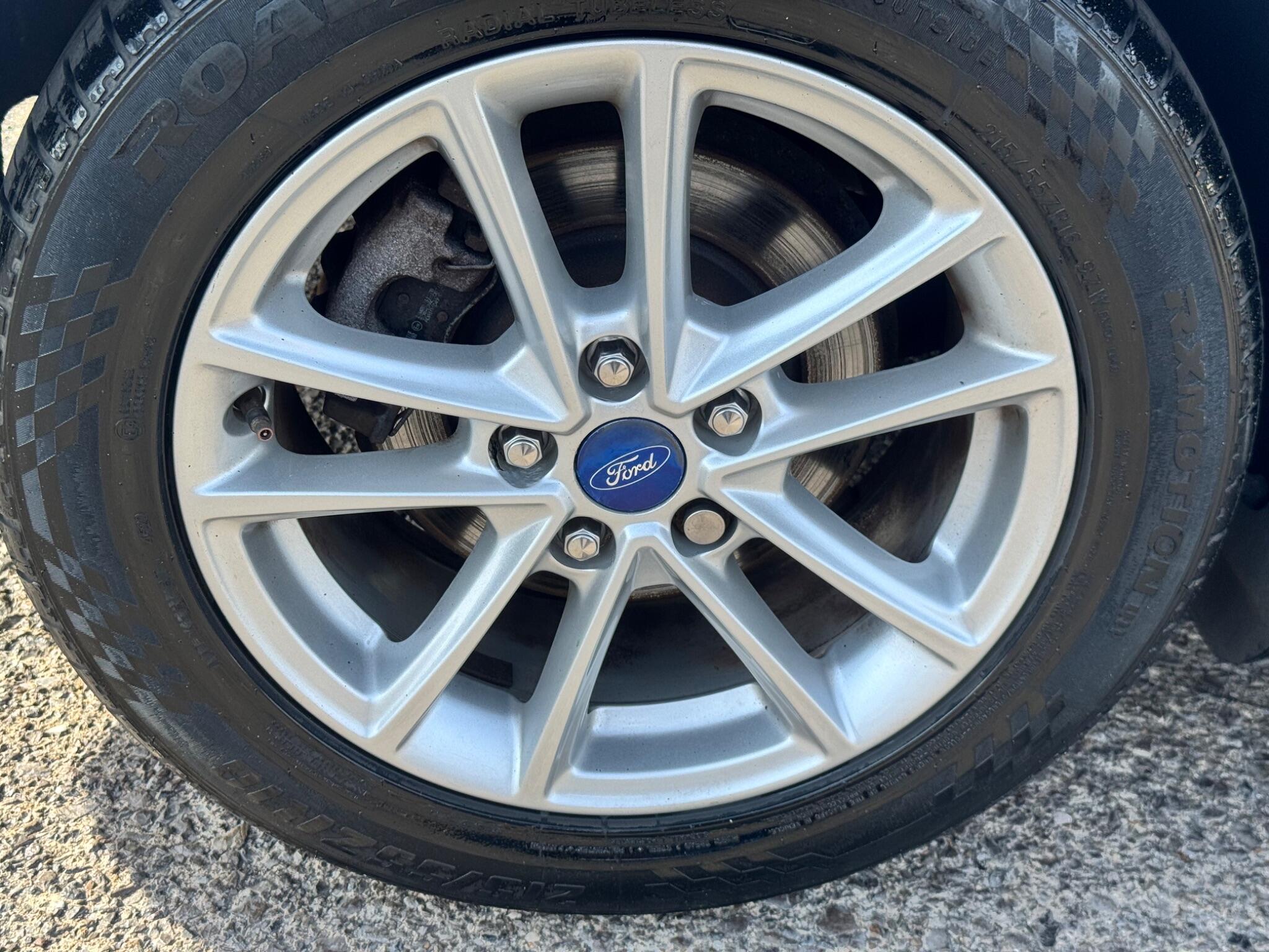 Ford C-Max view 42