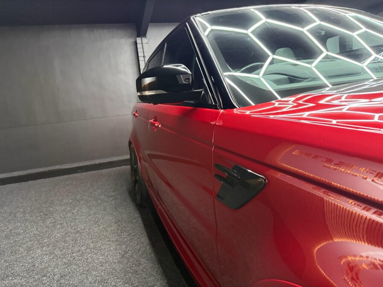 Land Rover Range Rover Sport view 17
