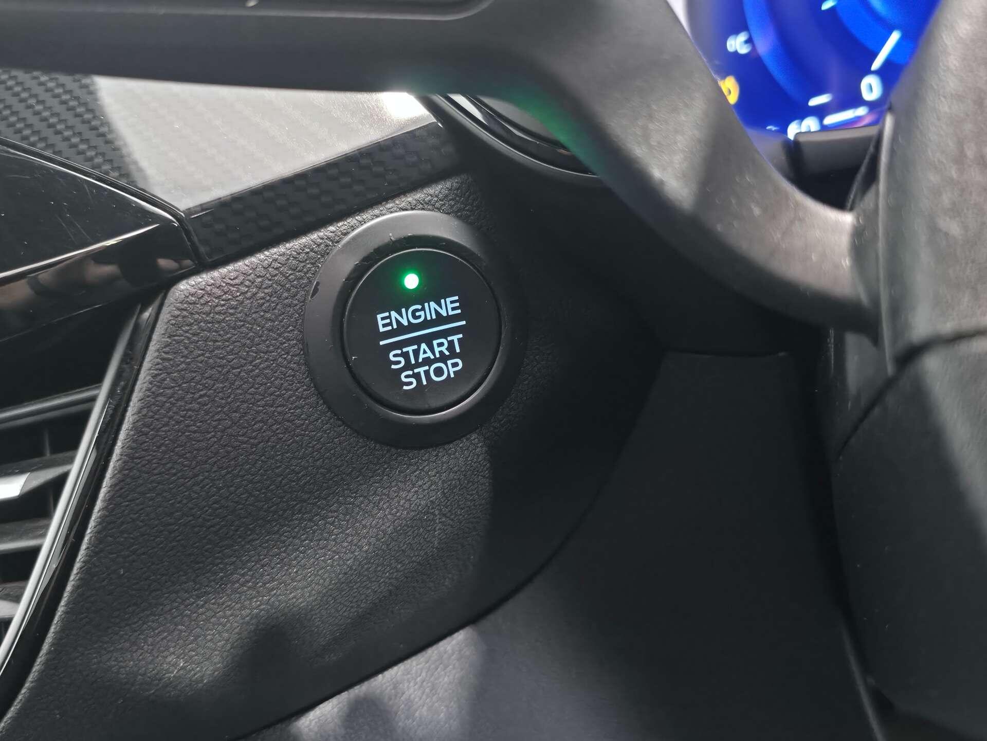 Ford Kuga view 36