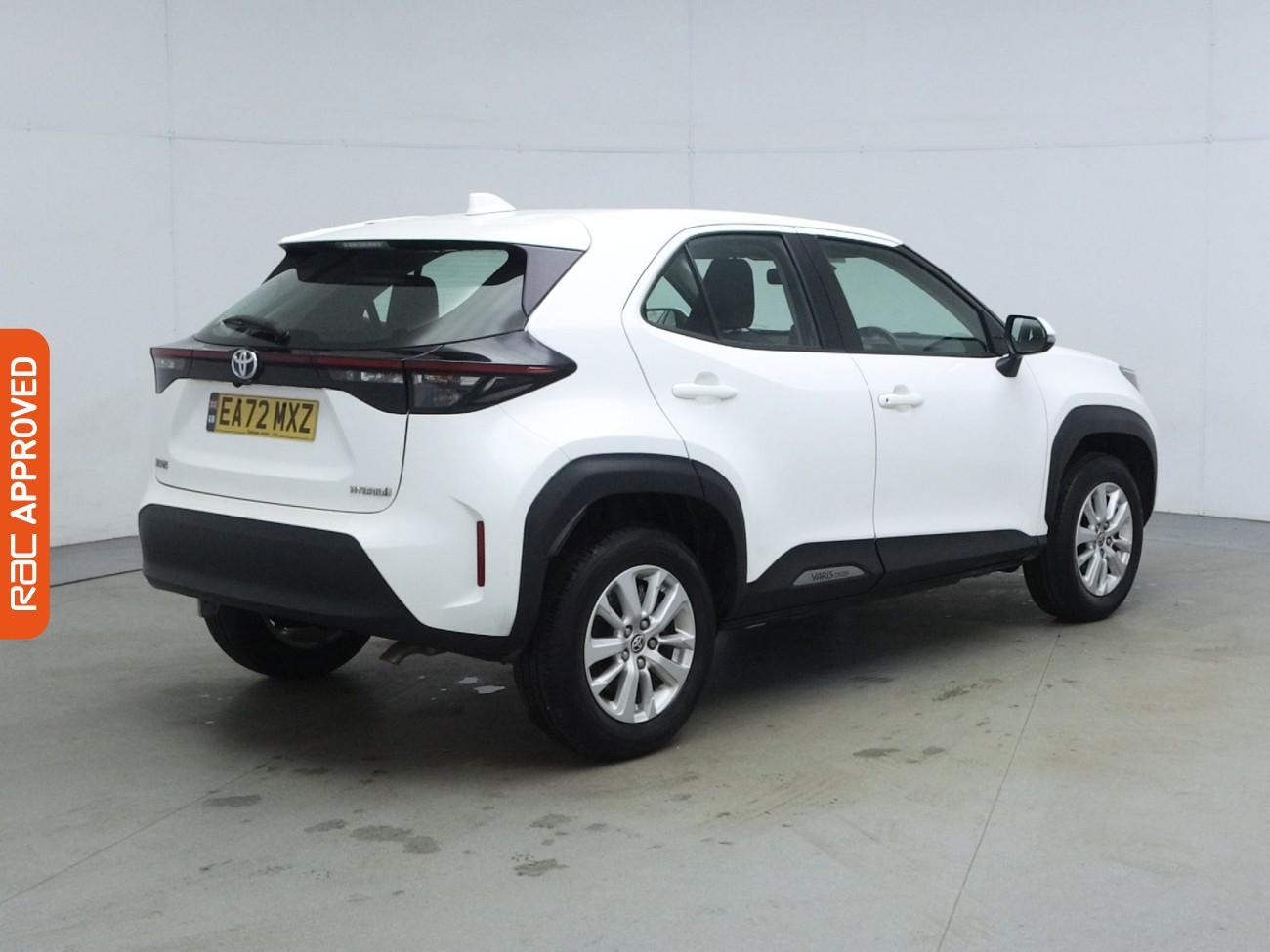Toyota Yaris Cross view 28