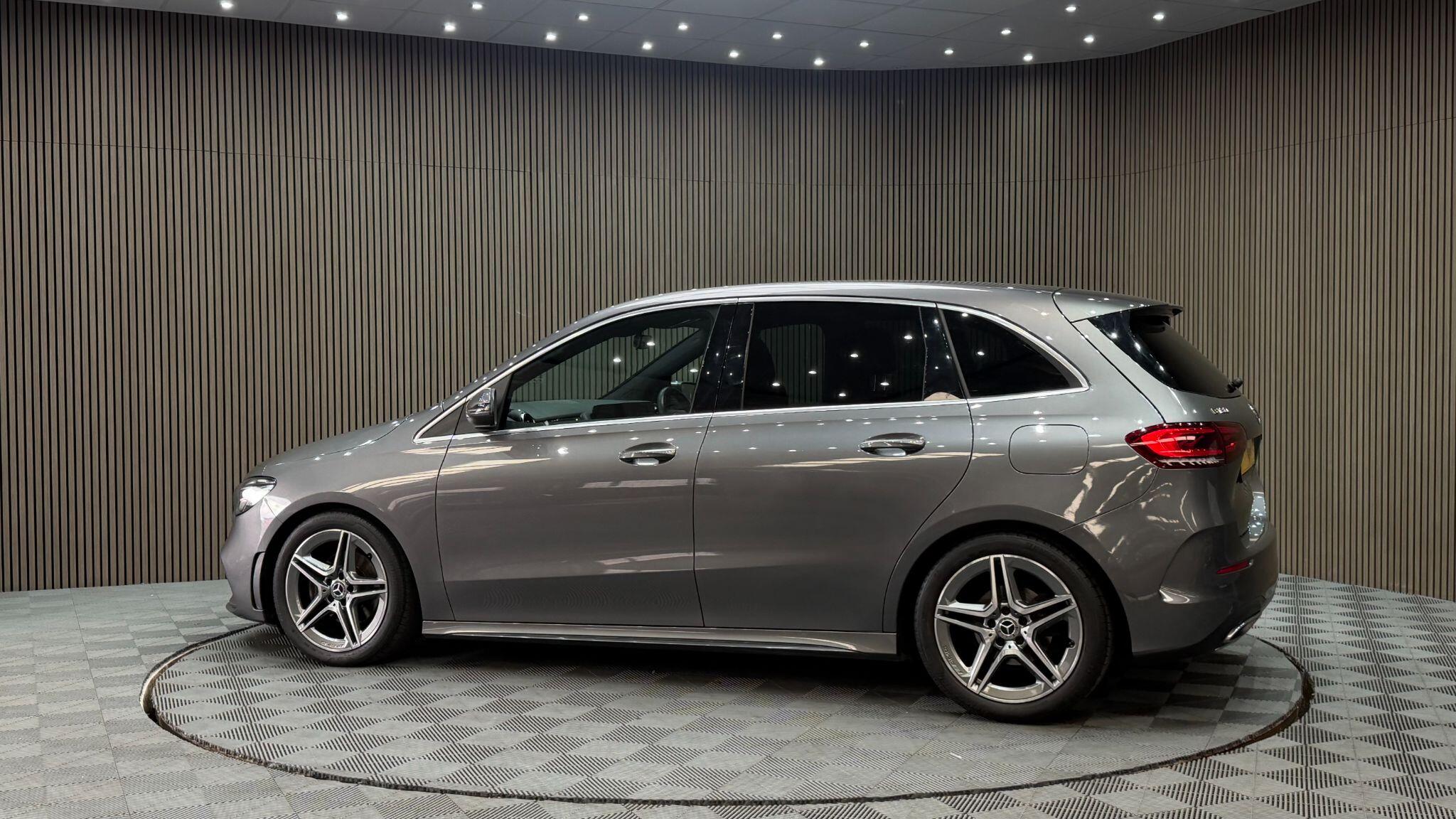 Mercedes-Benz B-Class view 44